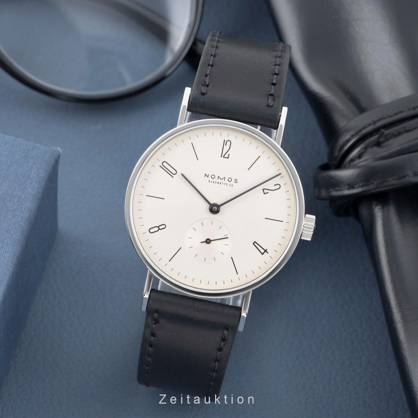 NOMOS Tangente 101 - (3/8)