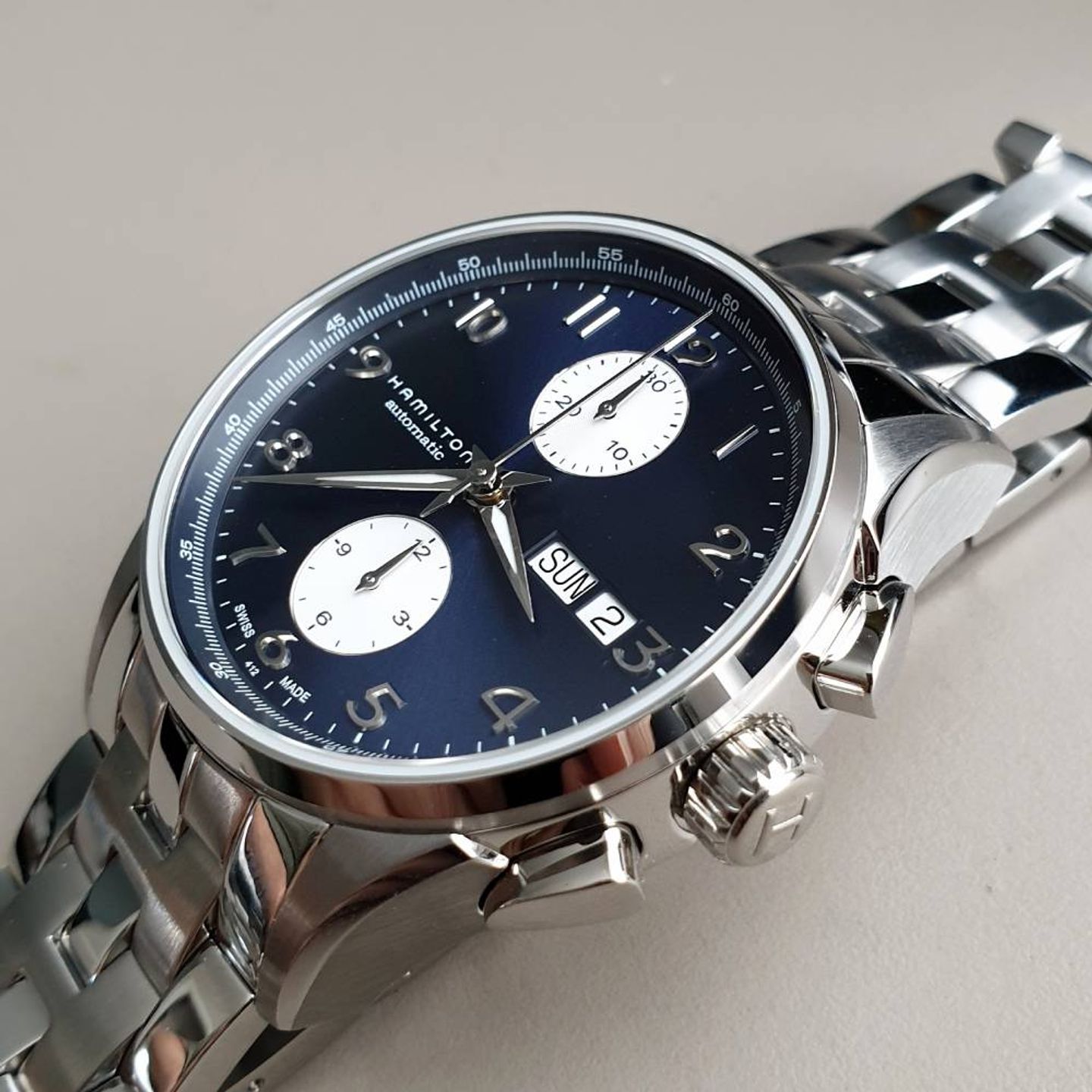 Hamilton Jazzmaster H32576141 (2025) - Blue dial 41 mm Steel case (3/8)