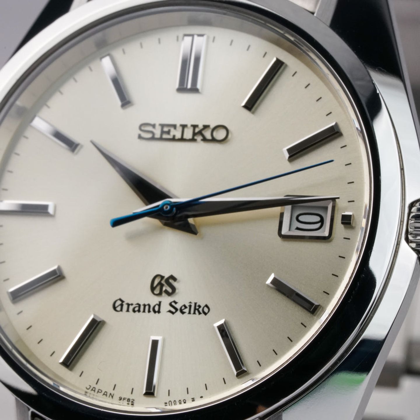 Grand Seiko Heritage Collection SBGV005 - (2/8)