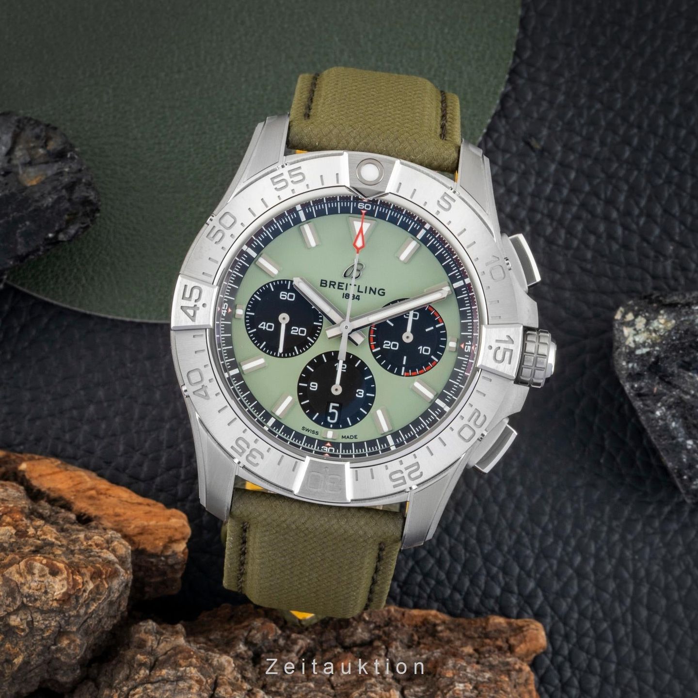 Breitling Avenger AB0147101L1X1 - (3/8)