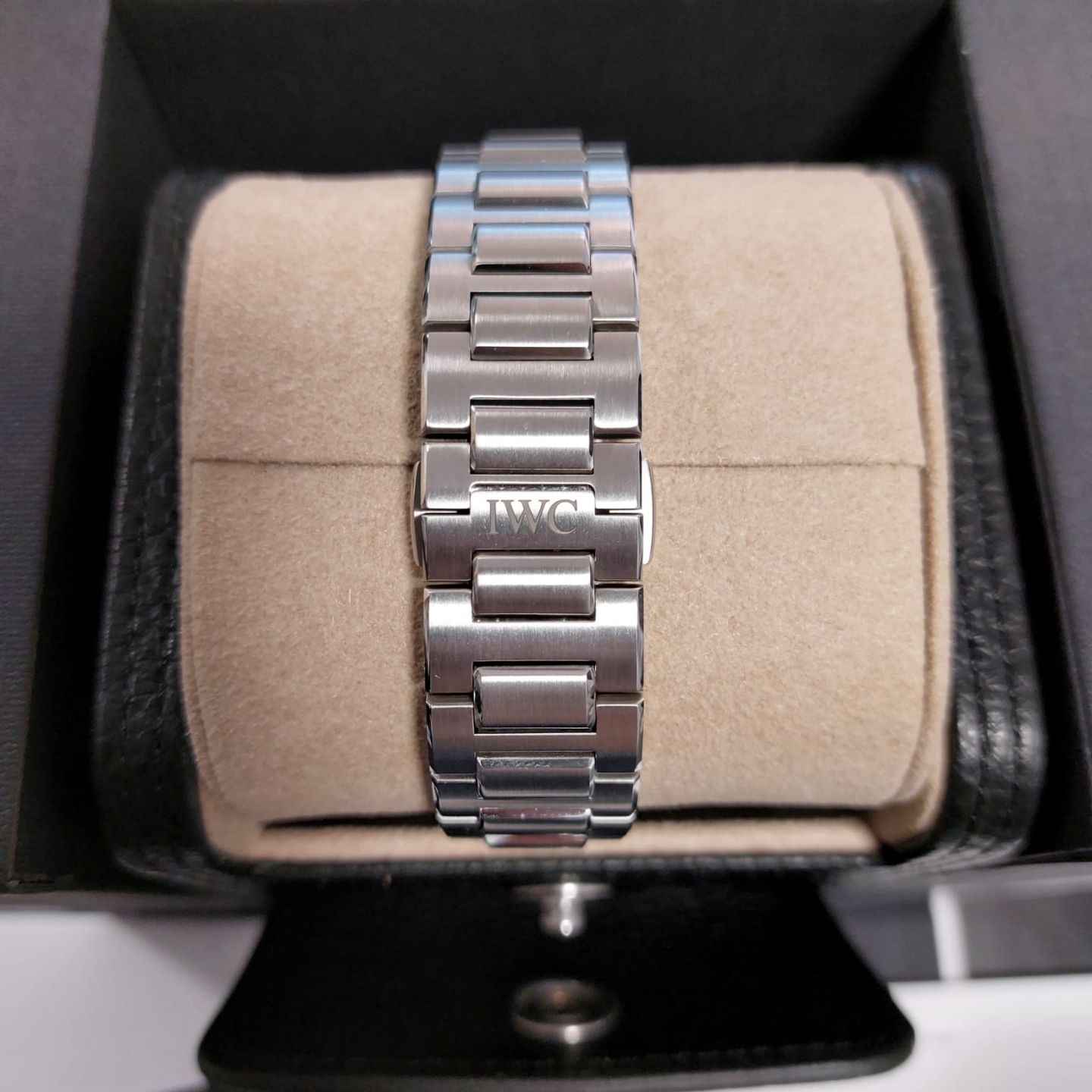 IWC Ingenieur Automatic IW328907 (2025) - Blue dial 40 mm Steel case (6/8)