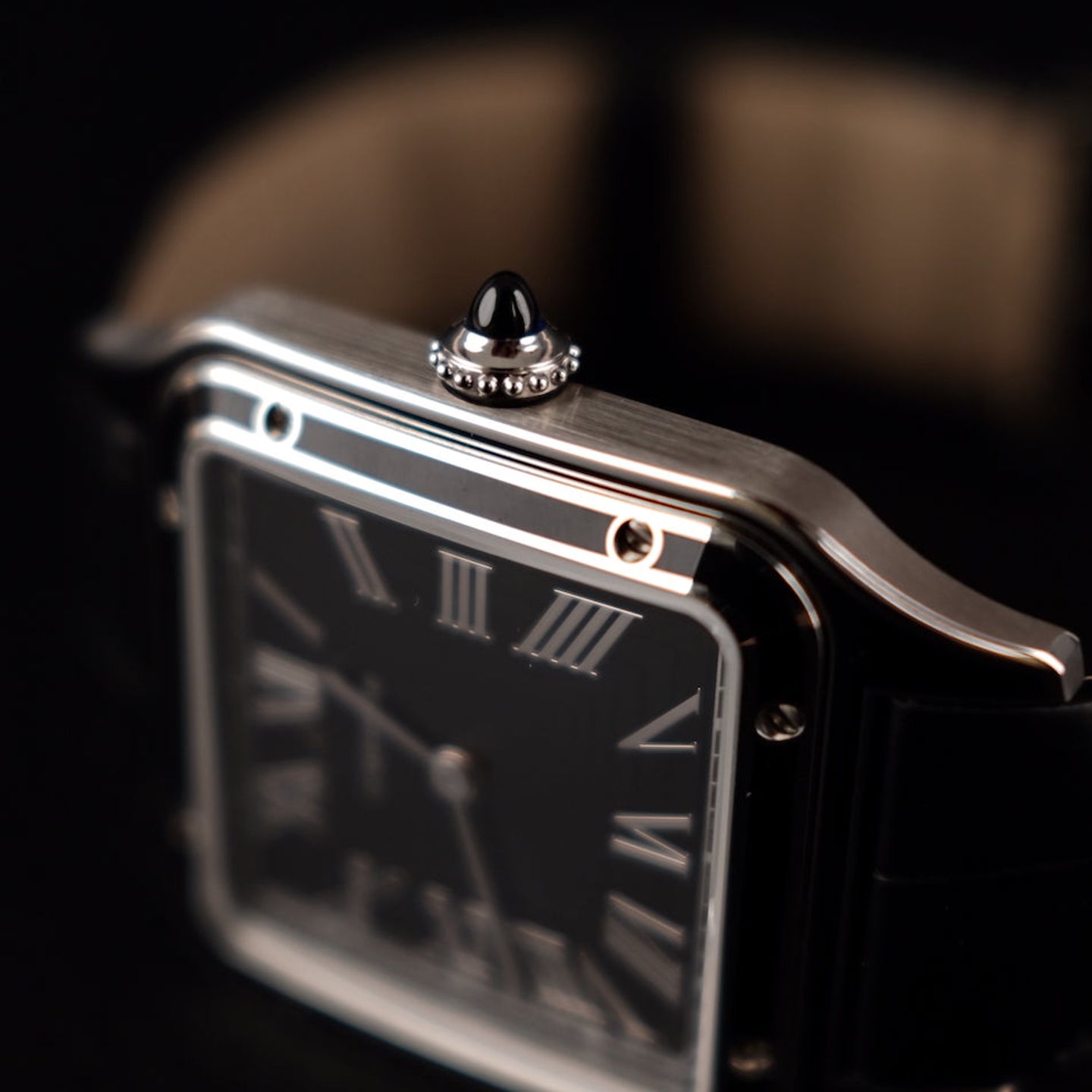 Cartier Santos Dumont WSSA0046 (2023) - Black dial 31 mm Steel case (5/8)