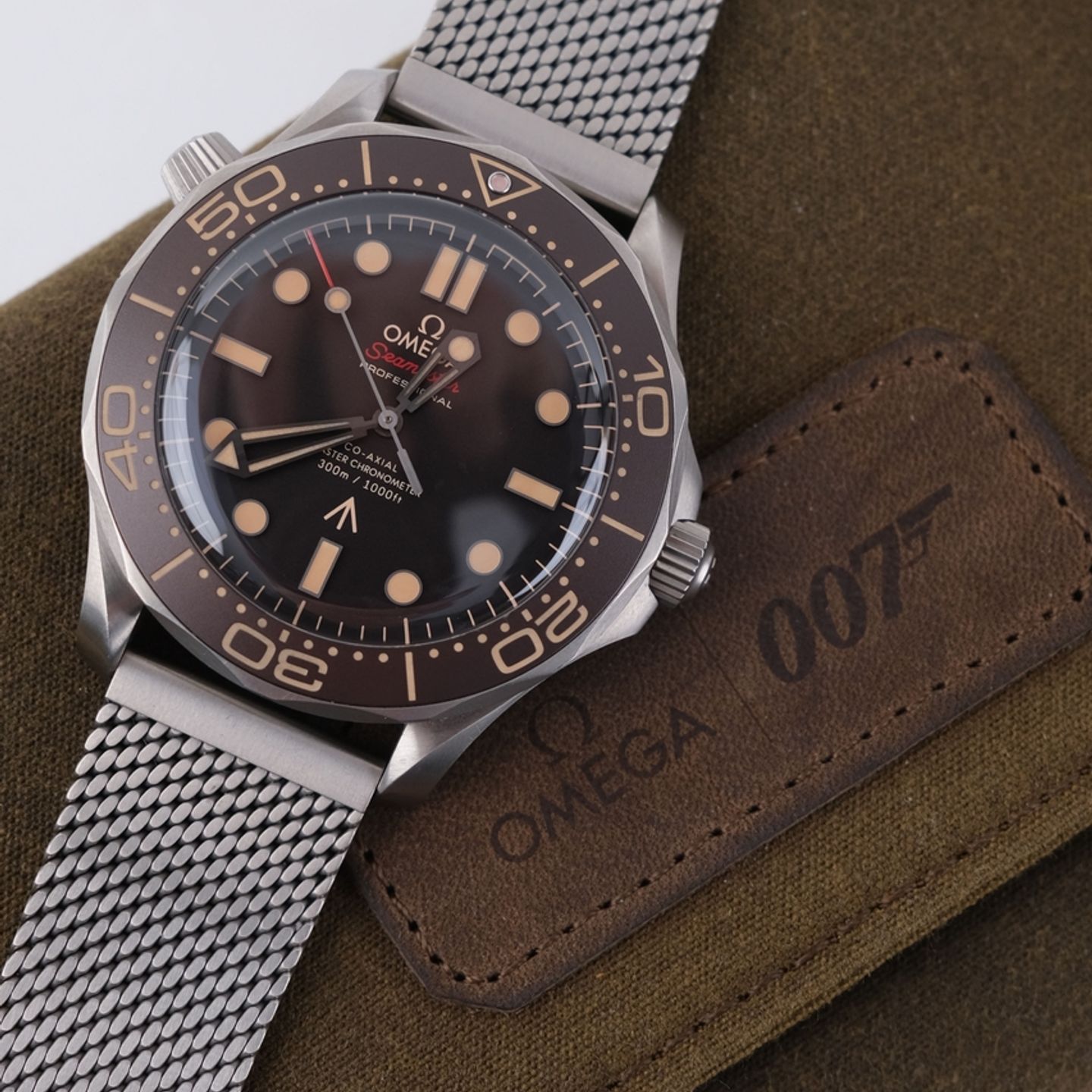 Omega Seamaster Diver 300 M 210.90.42.20.01.001 - (2/8)