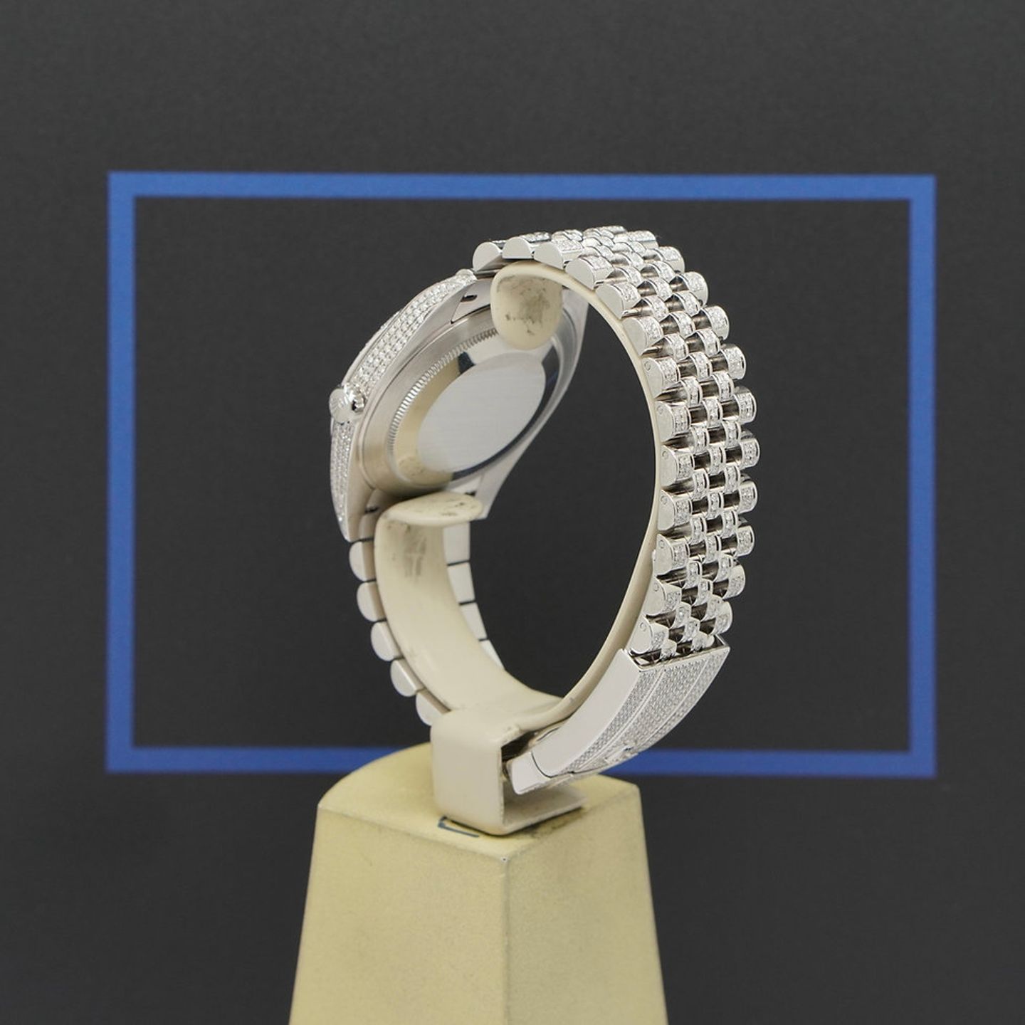 Rolex Datejust 41 126300 (2024) - Zwart wijzerplaat 41mm Staal (3/8)