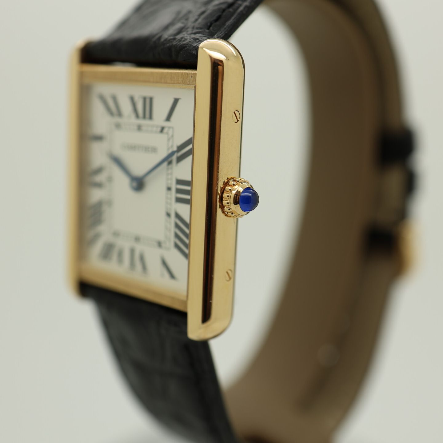 Cartier Tank Solo W5200004 (2020) - Silver dial 35 mm Yellow Gold case (3/8)