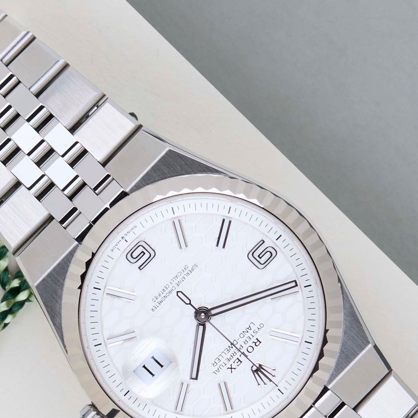 Rolex Land-Dweller 36 127234 (2026) - Wit wijzerplaat 36mm Staal (4/8)