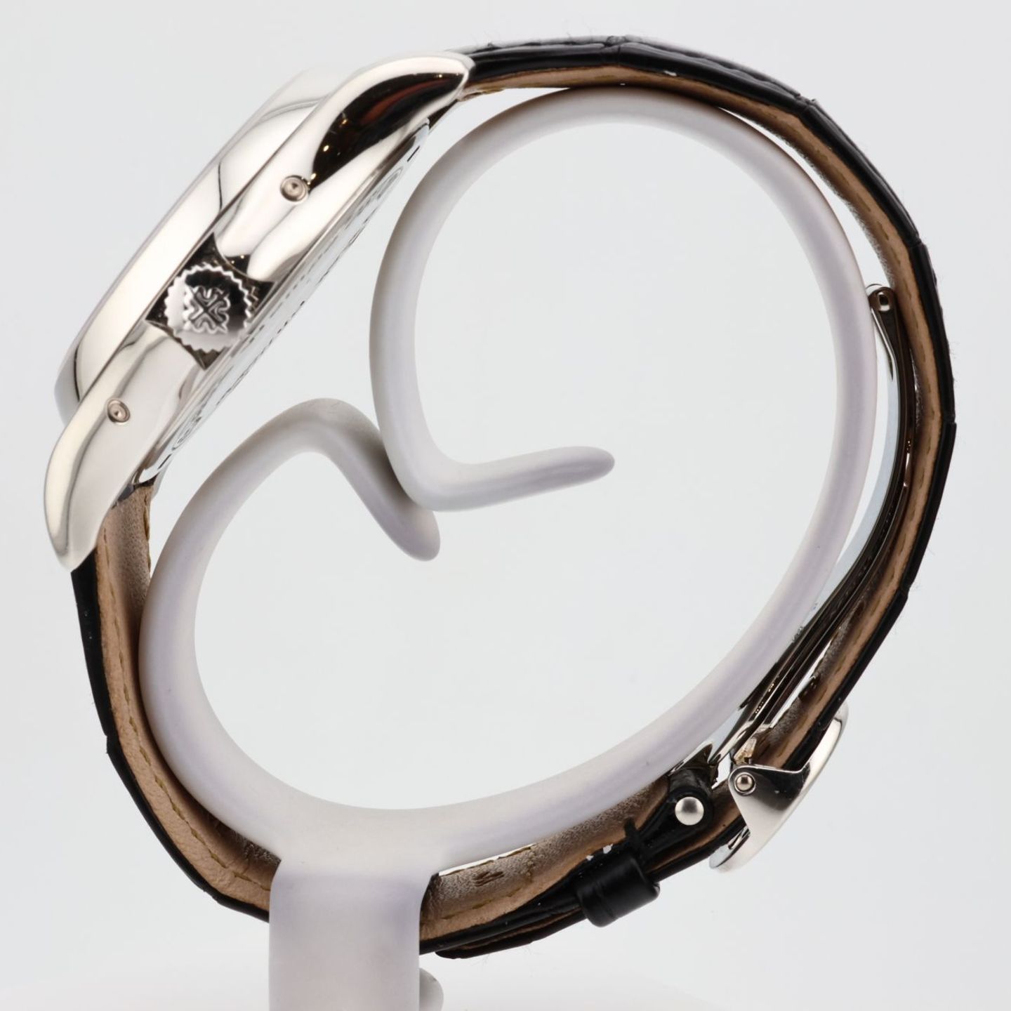 Patek Philippe Annual Calendar 5125P-001 (2003) - Black dial 37 mm Platinum case (4/8)