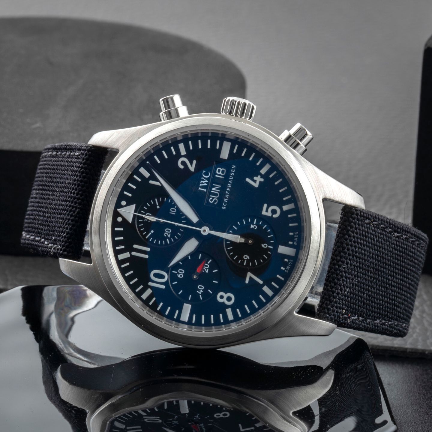 IWC Pilot Chronograph IW371701 (Unknown (random serial)) - Black dial 42 mm Steel case (2/8)
