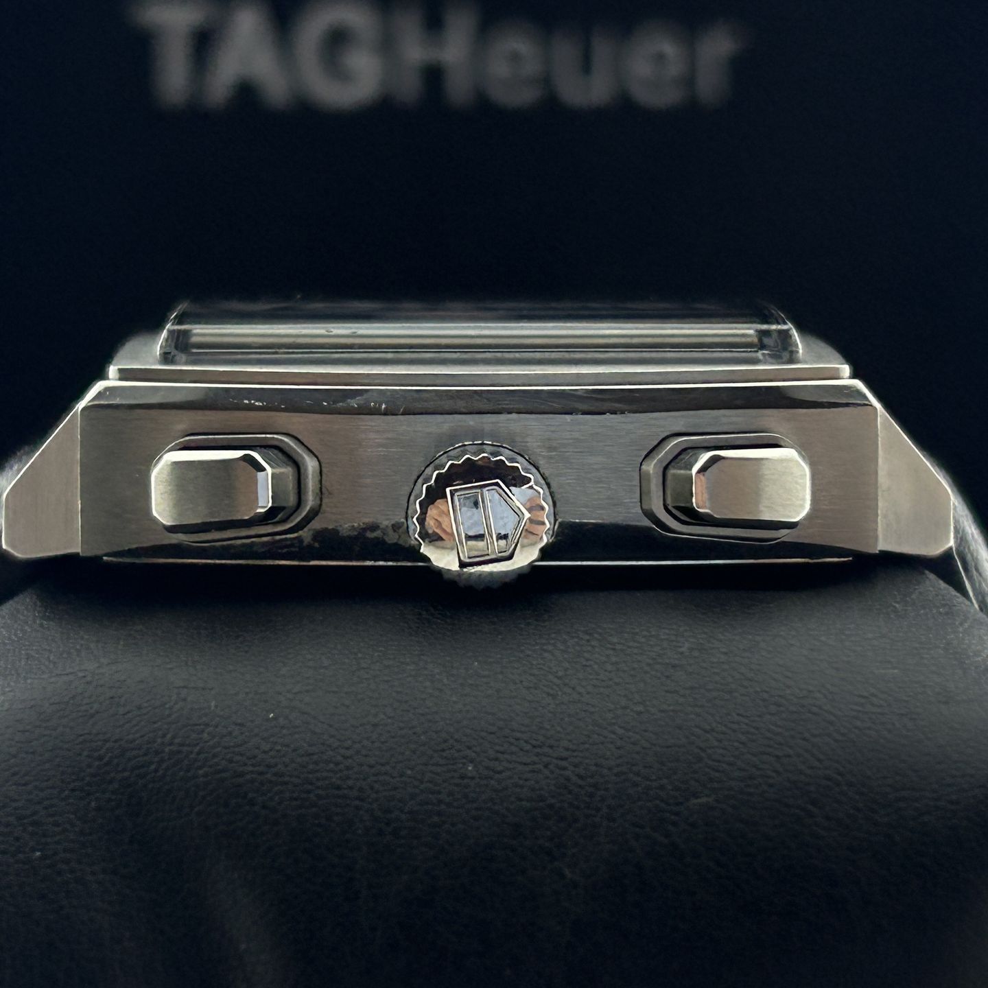 TAG Heuer Monaco Calibre 12 CAW2114.FT6021 (2017) - Zwart wijzerplaat 39mm Staal (3/8)