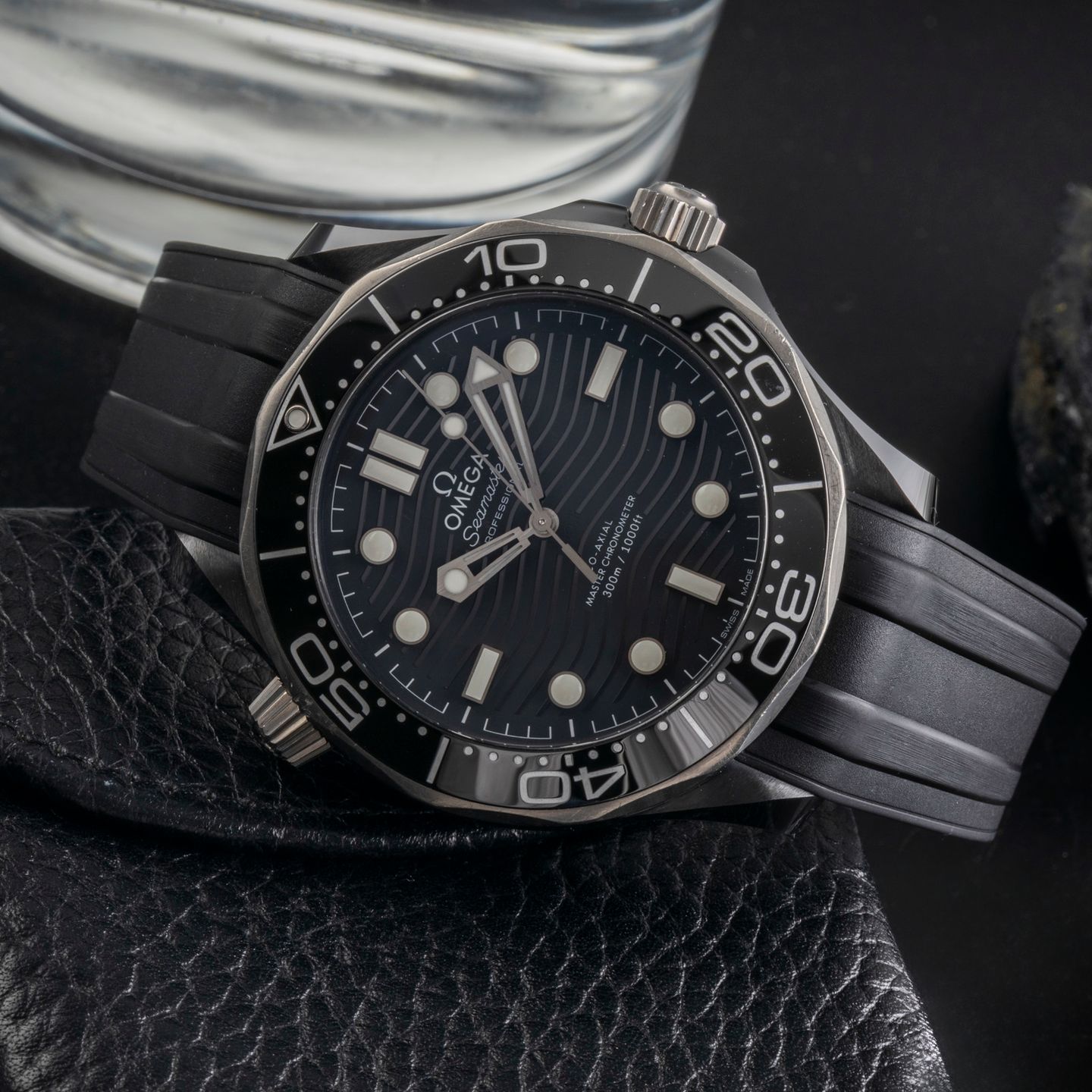 Omega Seamaster Diver 300 M 210.92.44.20.01.001 - (2/8)