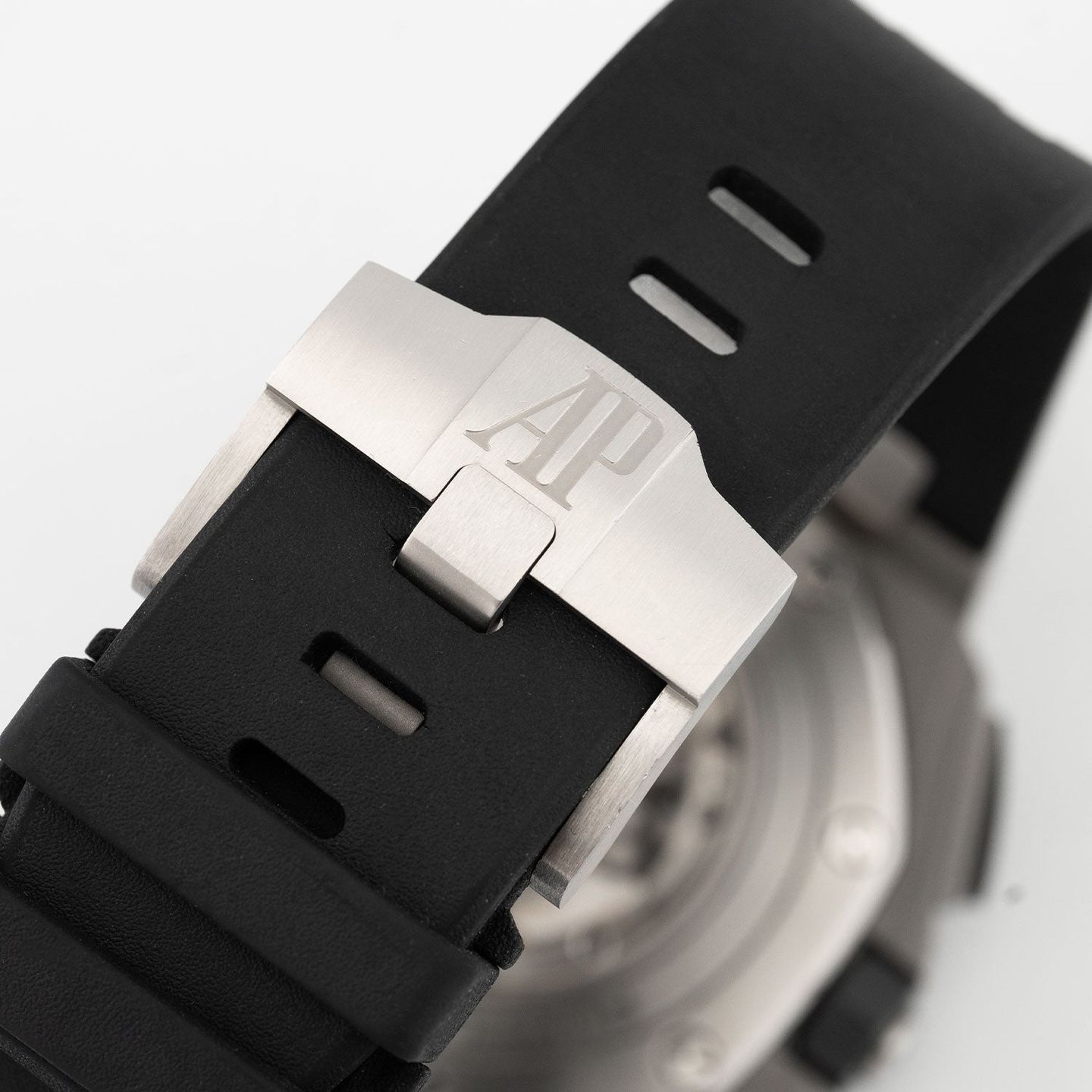 Audemars Piguet Royal Oak Offshore Chronograph 26400SO - (6/7)