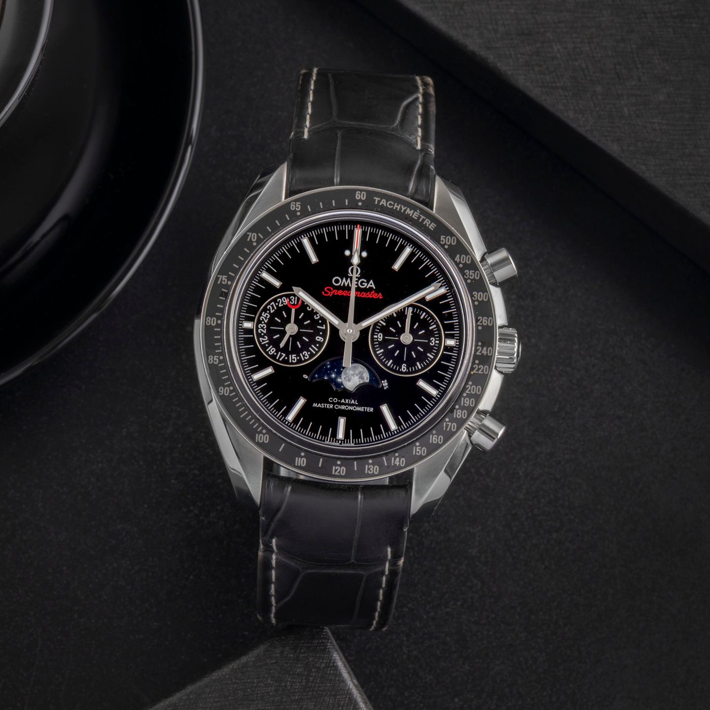 Omega Speedmaster Moonphase 304.33.44.52.01.001 - (1/8)