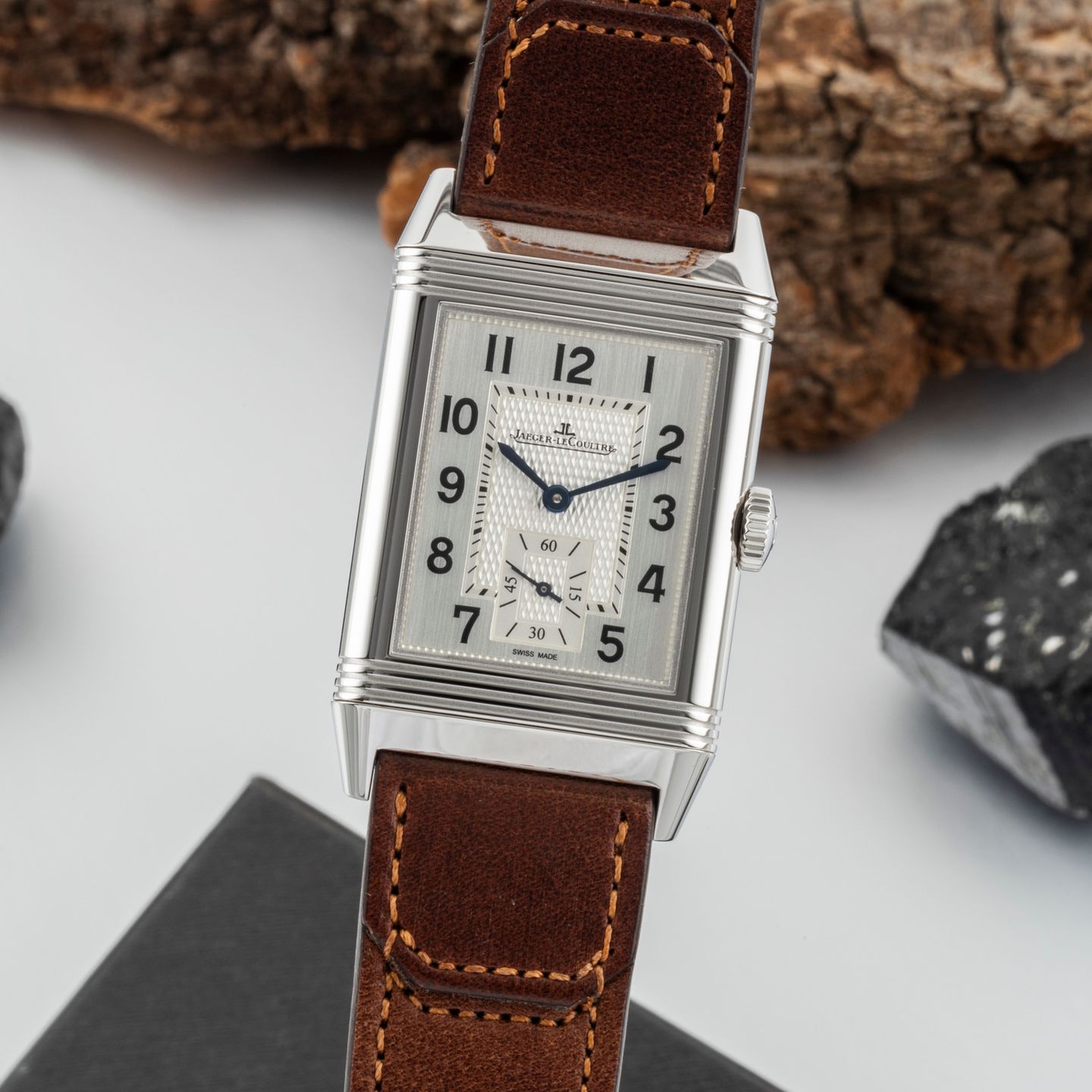 Jaeger-LeCoultre Reverso Classic Small Q3858522 - (3/8)