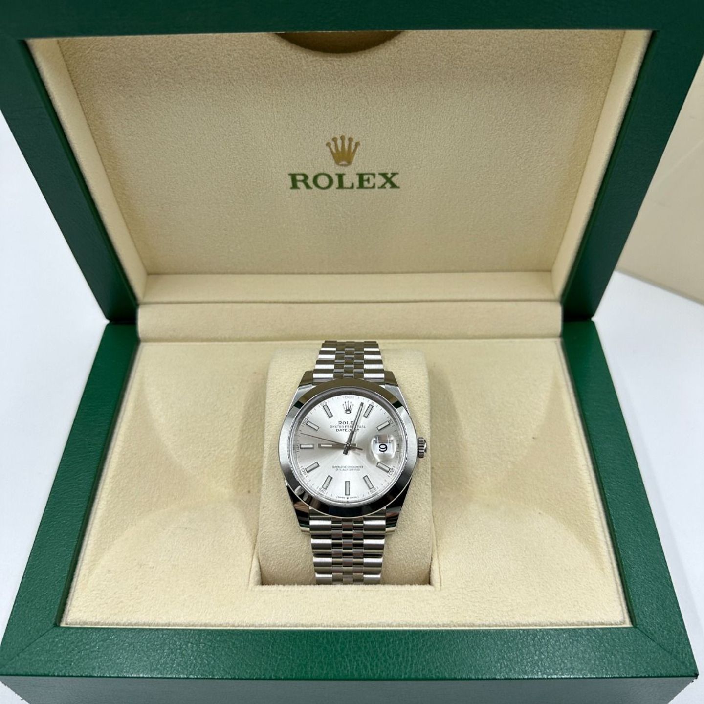 Rolex Datejust 36 126200 (2024) - Zilver wijzerplaat 36mm Staal (4/8)