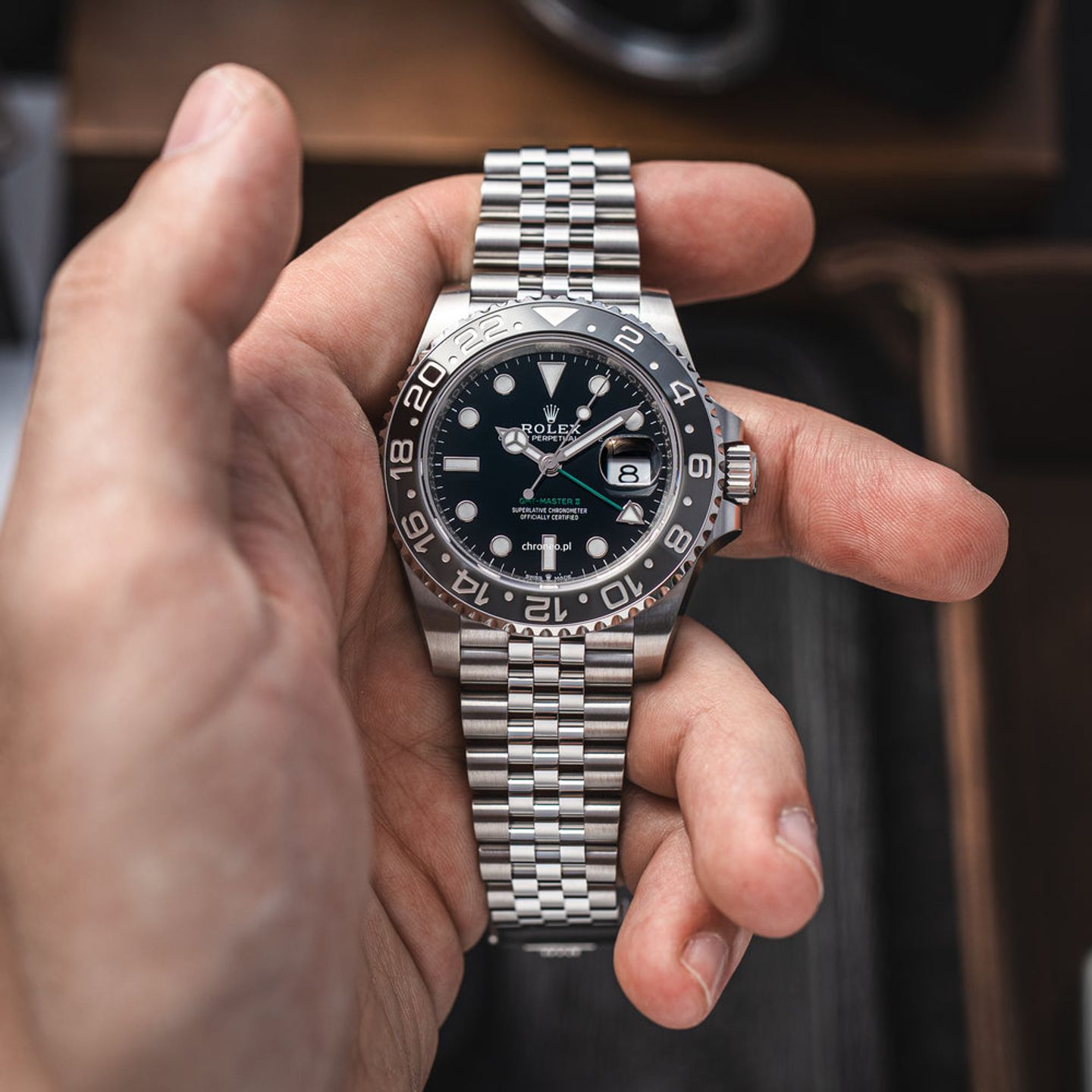 Rolex GMT-Master II 126710GRNR (2026) - Zwart wijzerplaat 40mm Staal (2/8)