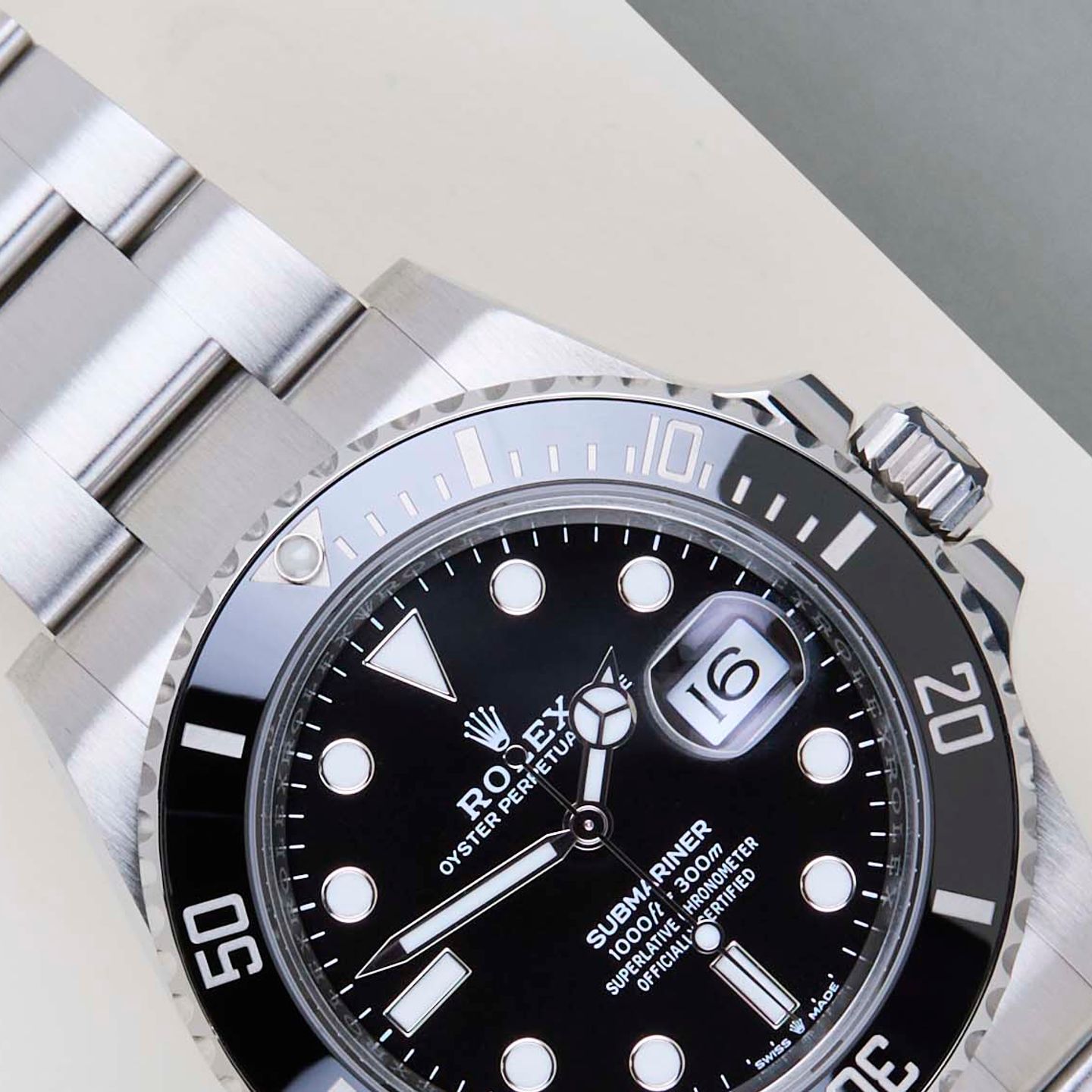 Rolex Submariner Date 126610LN (2024) - Zwart wijzerplaat 41mm Staal (3/8)