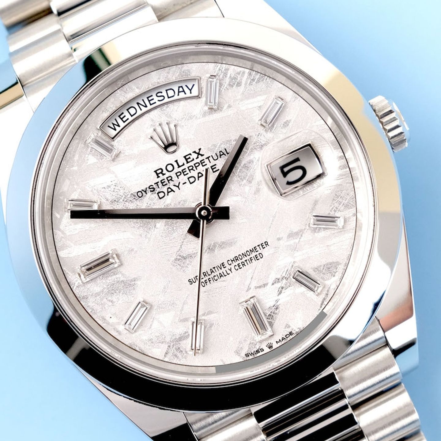 Rolex Day-Date 40 228206 (2021) - Silver dial 40 mm Platinum case (4/8)