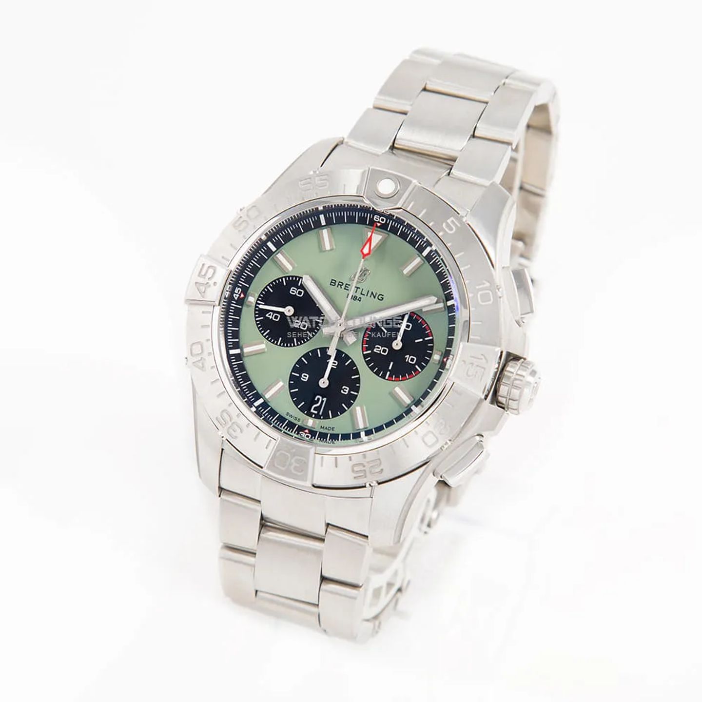 Breitling Avenger AB0147101L1A1 (2025) - Groen wijzerplaat 44mm Staal (5/8)