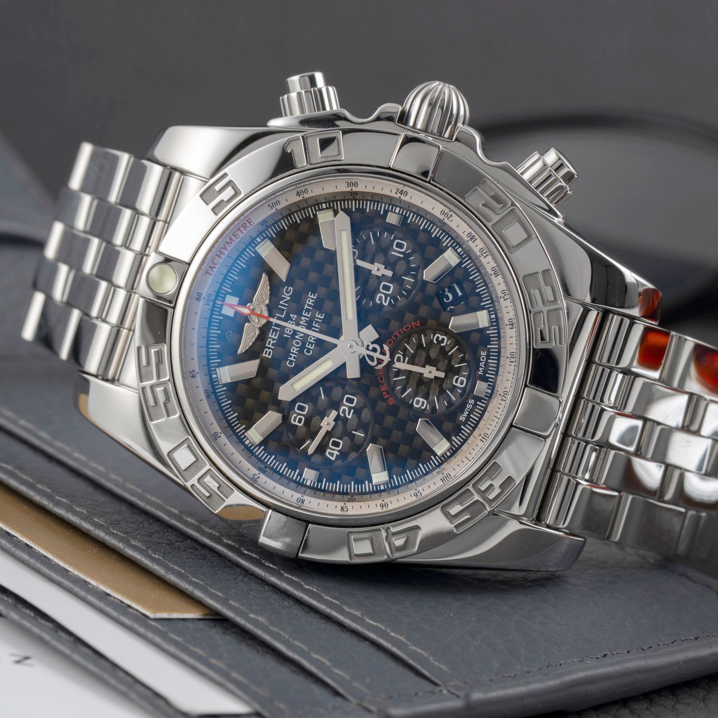 Breitling Chronomat 44 AB011012/BE69/388A - (2/8)