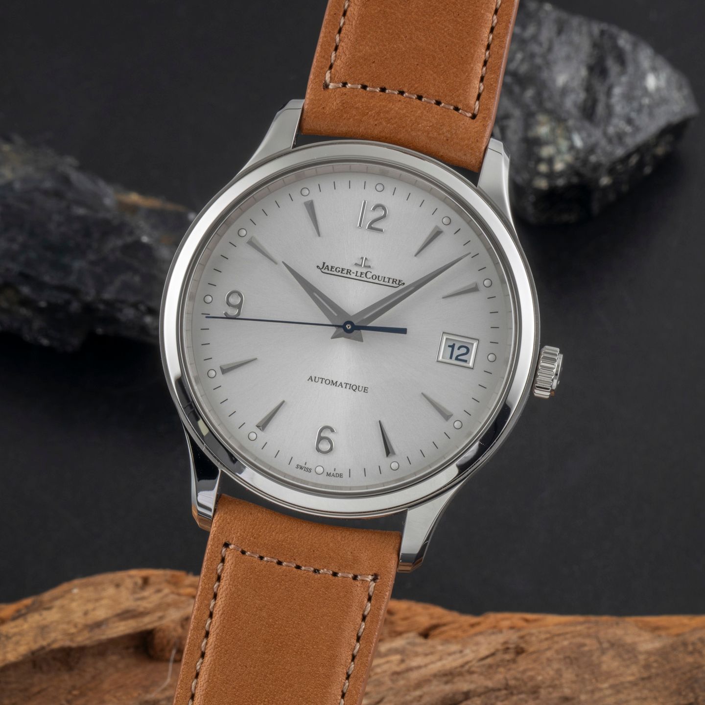 Jaeger-LeCoultre Master Control Date Q4018420 (Unknown (random serial)) - Silver dial 40 mm Steel case (3/8)