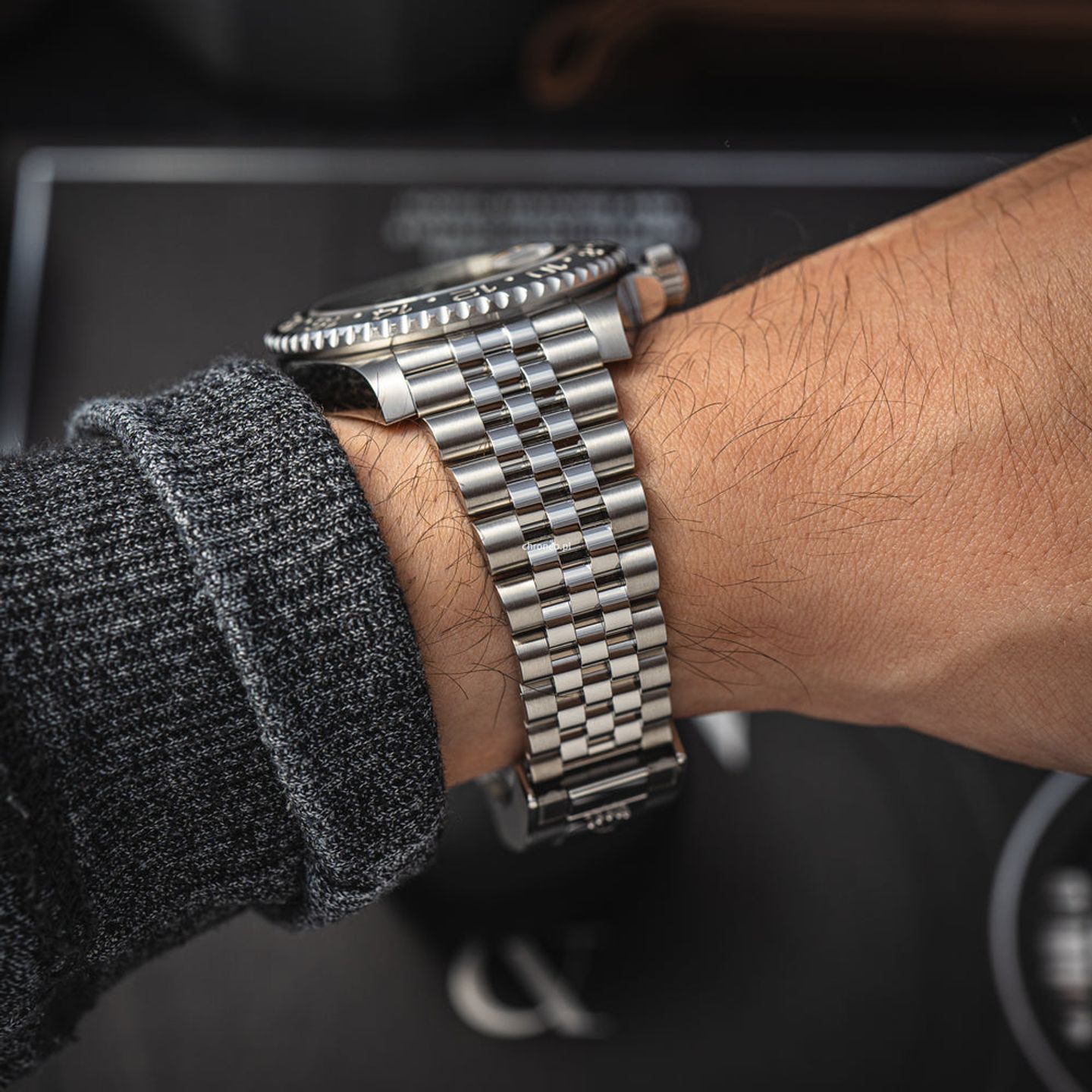 Rolex GMT-Master II 126710GRNR (2024) - Zwart wijzerplaat 40mm Staal (7/8)