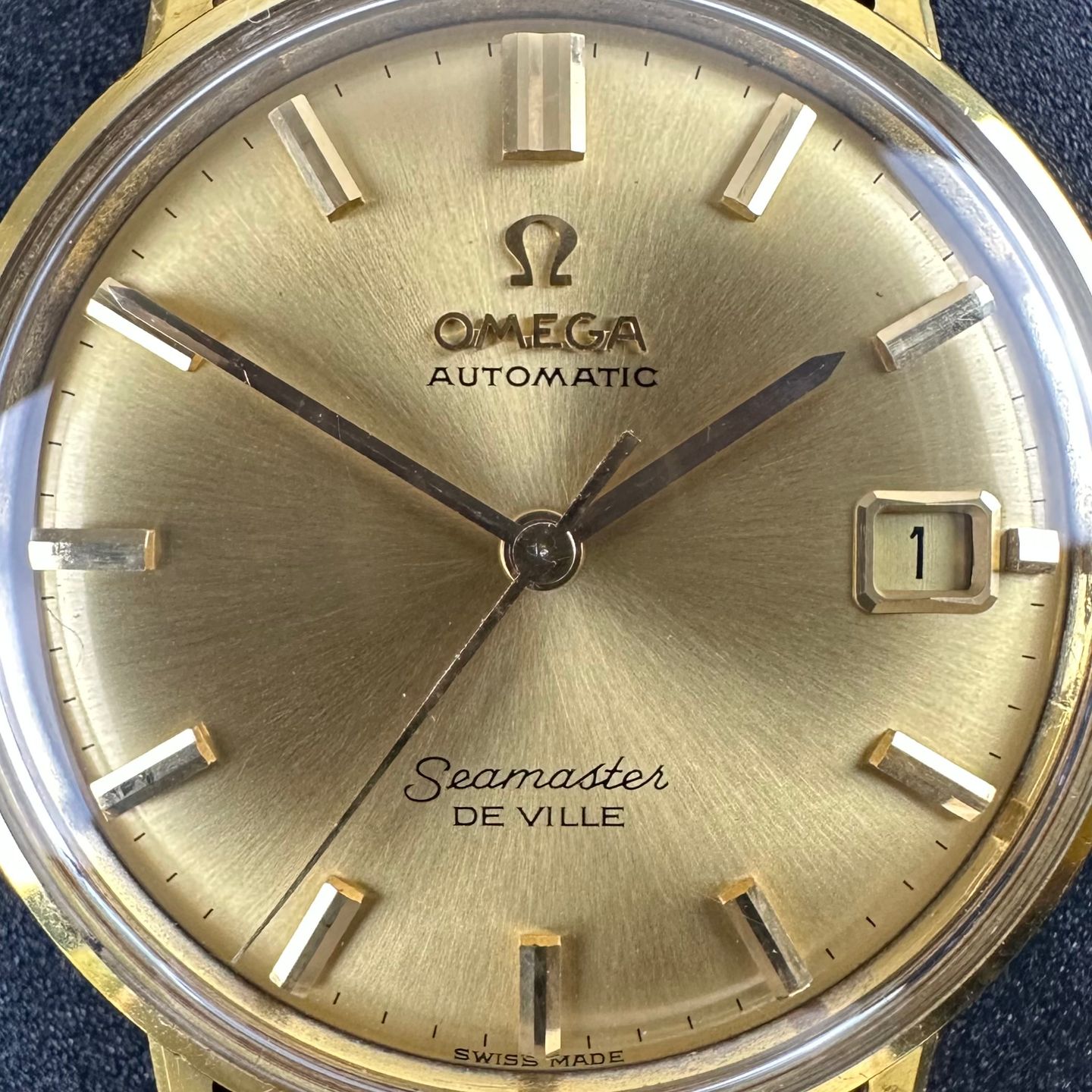 Omega Seamaster 166.020 (1962) - Gold dial 34 mm Yellow Gold case (8/8)