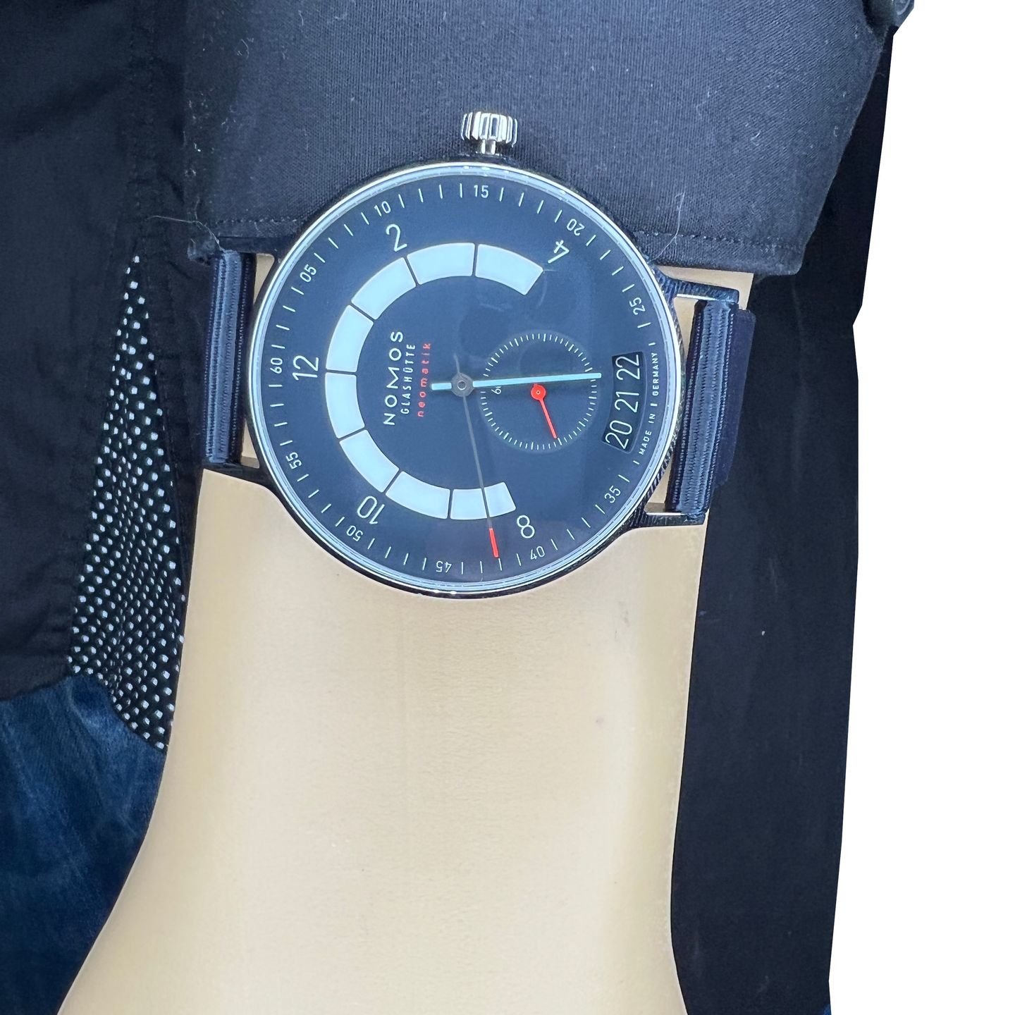 NOMOS Autobahn 1302 (2024) - Blauw wijzerplaat 41mm Staal (3/8)