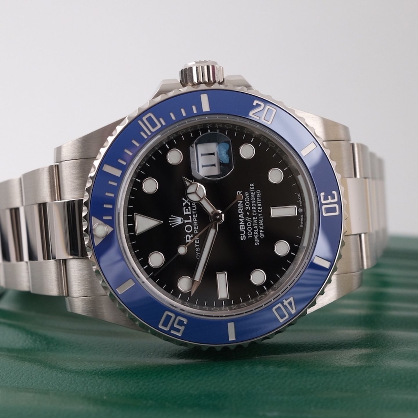 Rolex Submariner Date 126619LB - (1/8)