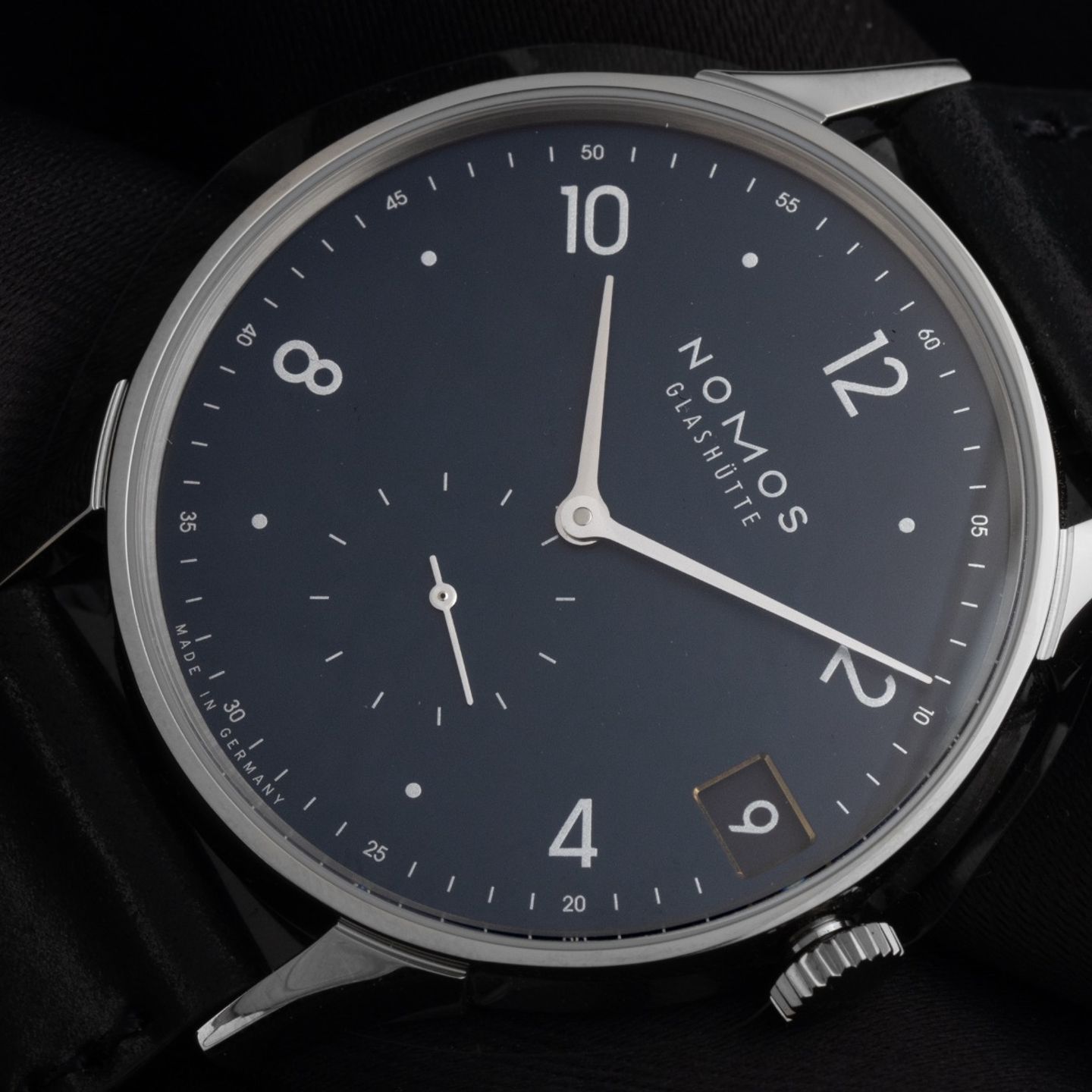 NOMOS Minimatik 1252 (2026) - Blue dial 39 mm Steel case (3/7)