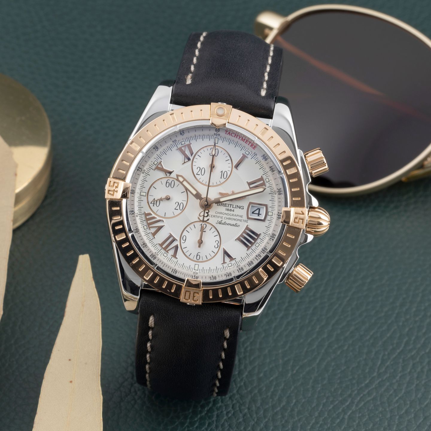 Breitling Chronomat Evolution C13356 (2006) - White dial 44 mm Steel case (1/8)