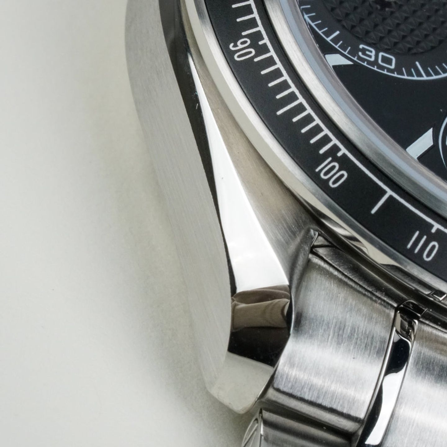 Omega Speedmaster Racing 326.30.40.50.01.001 (2025) - Black dial 40 mm Steel case (6/8)