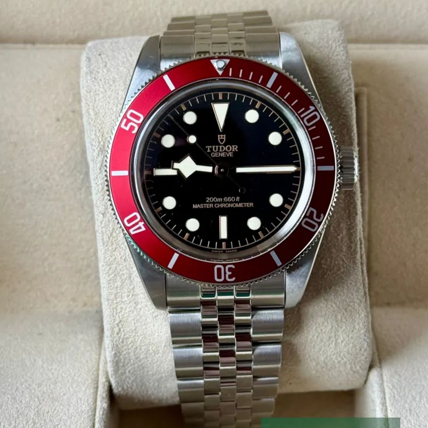 Tudor Black Bay 41 7941A1A0RU (2026) - Zwart wijzerplaat 41mm Staal (2/7)