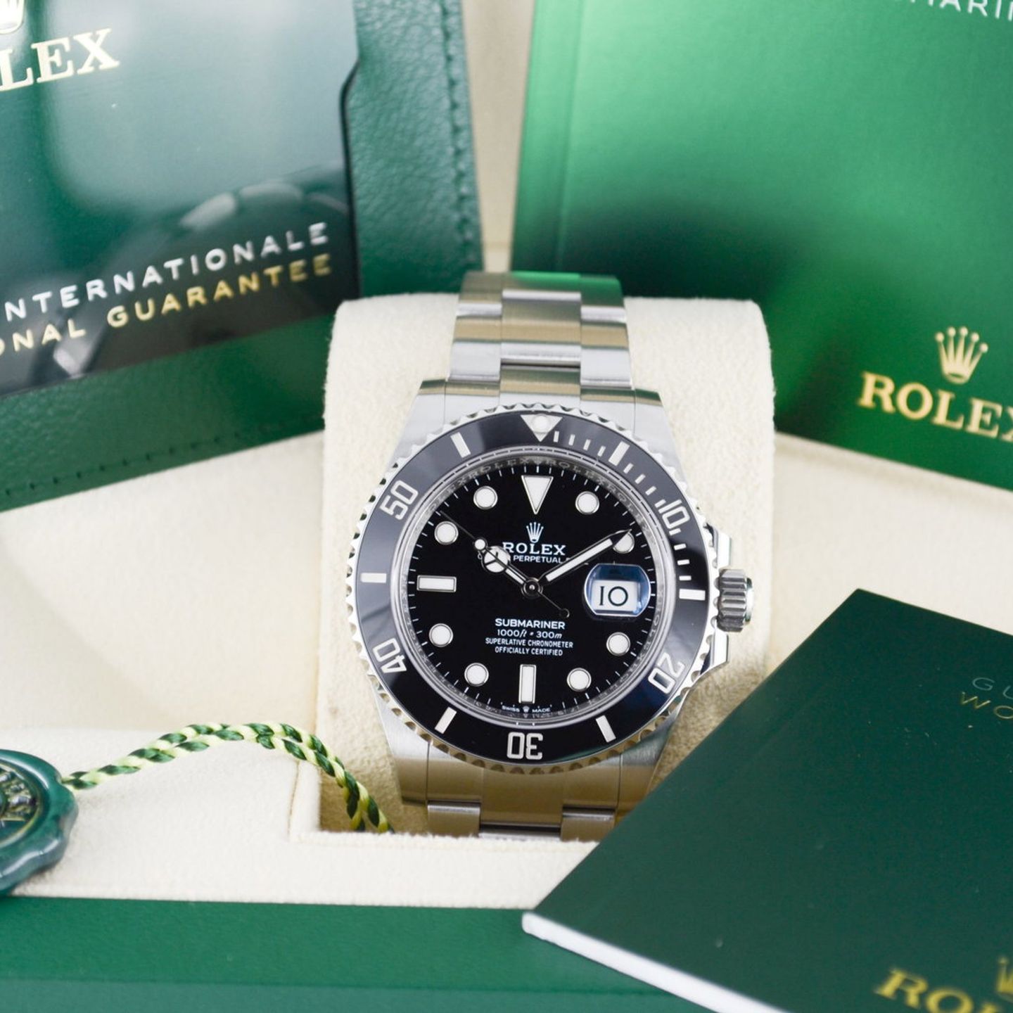 Rolex Submariner Date 126610LN - (7/7)