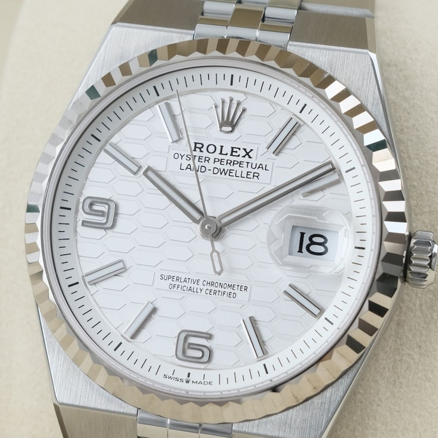 Rolex Land-Dweller 36 127234 (2026) - 36mm Staal (3/8)