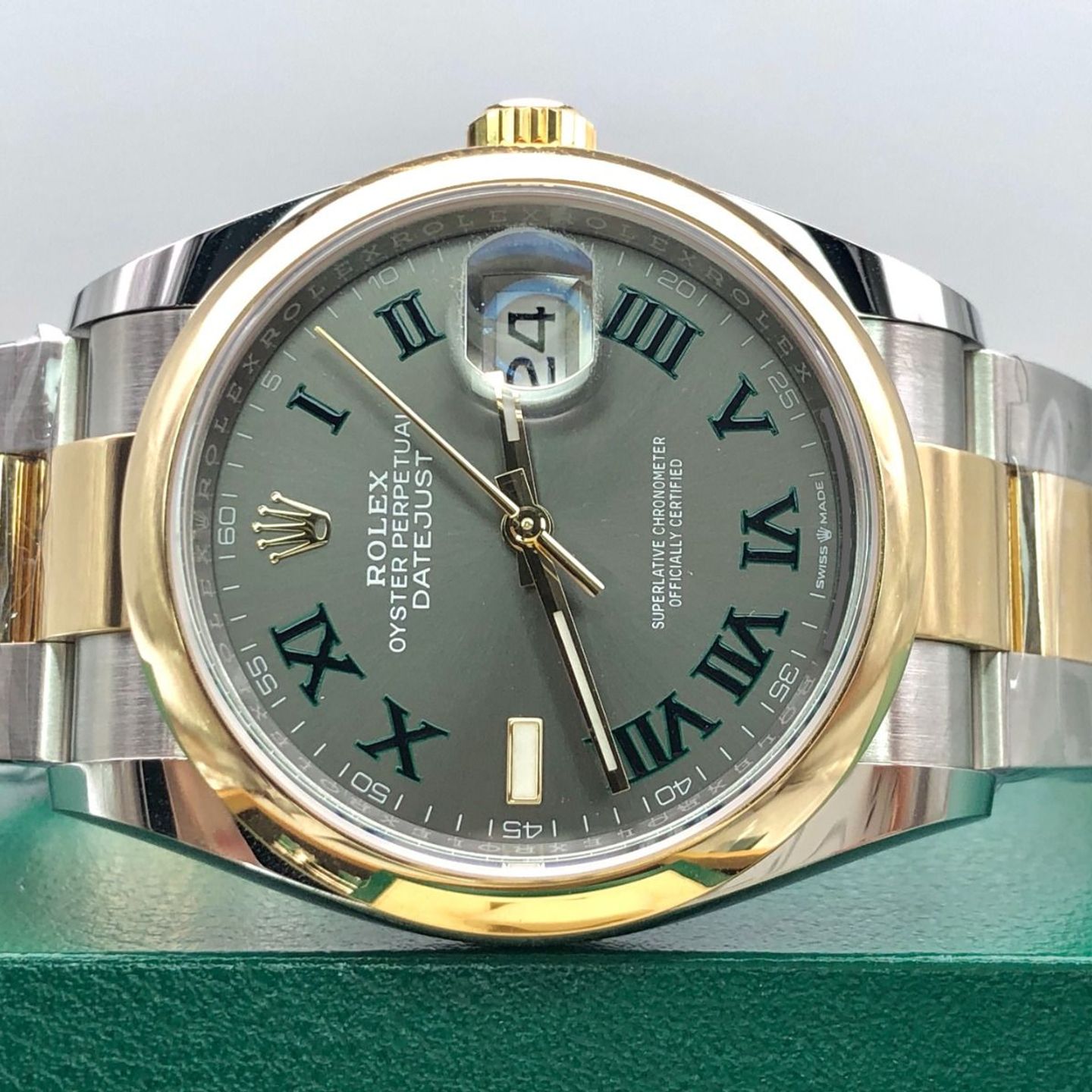 Rolex Datejust 36 126203 (2023) - Grijs wijzerplaat 36mm Staal (2/8)