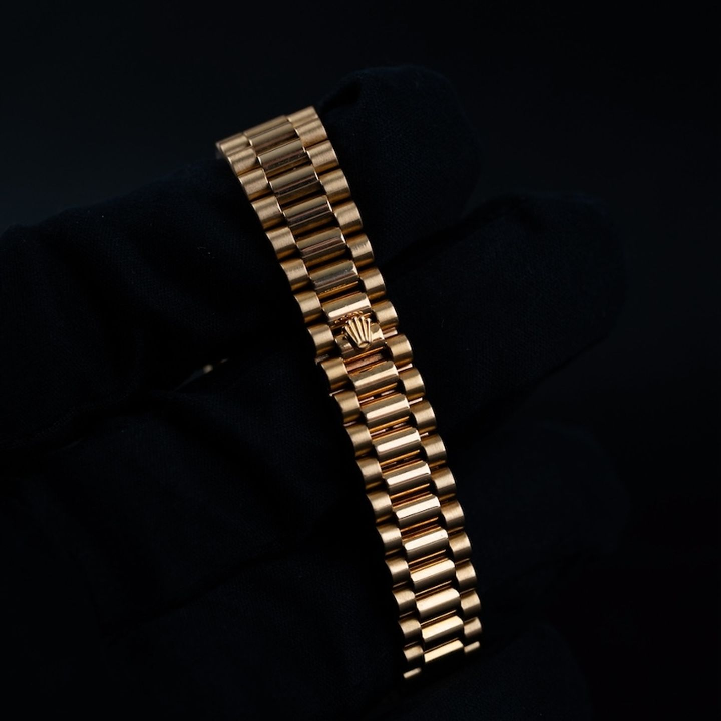 Rolex Lady-Datejust 69178 (1990) - Blue dial 26 mm Yellow Gold case (7/8)