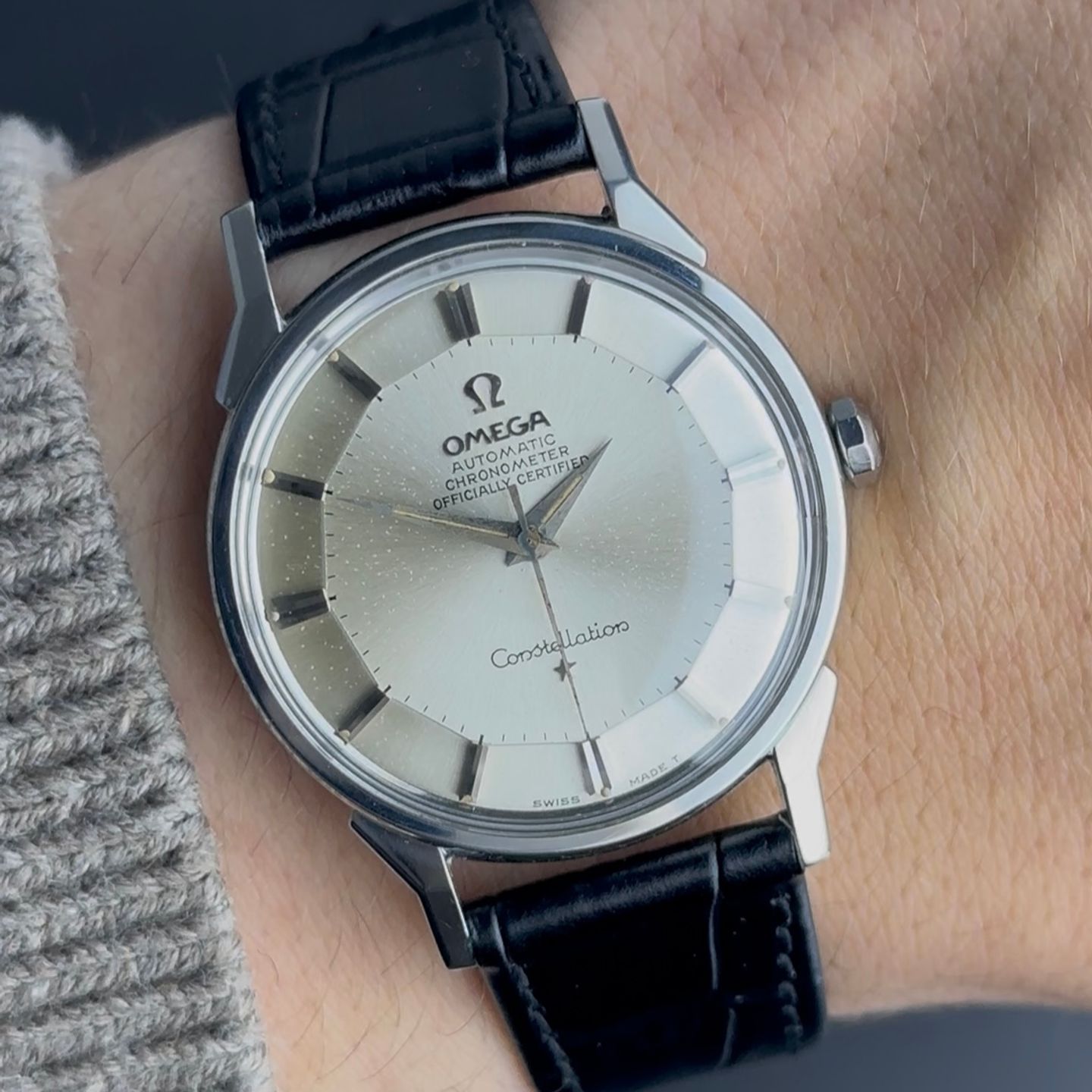 Omega Constellation 167.005 (1964) - White dial 34 mm Steel case (2/8)