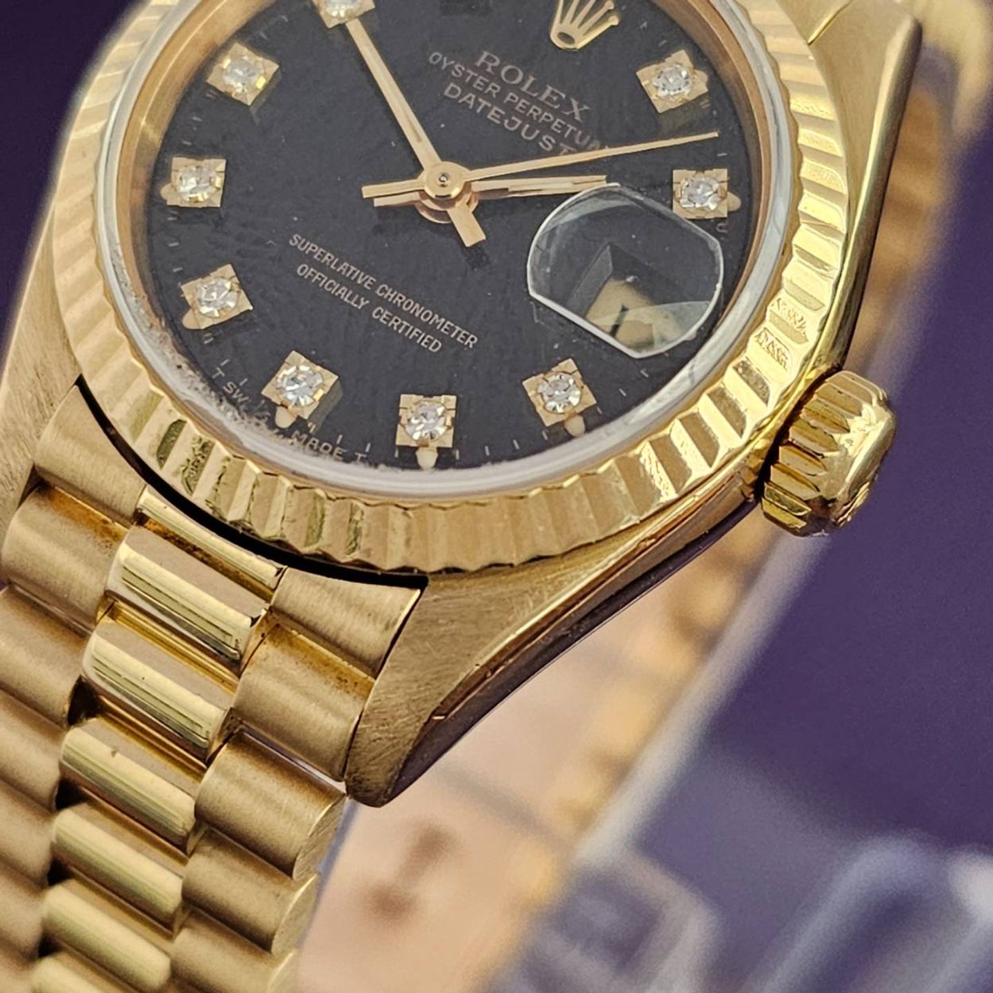 Rolex Lady-Datejust 69178 (1991) - Black dial 26 mm Yellow Gold case (5/6)