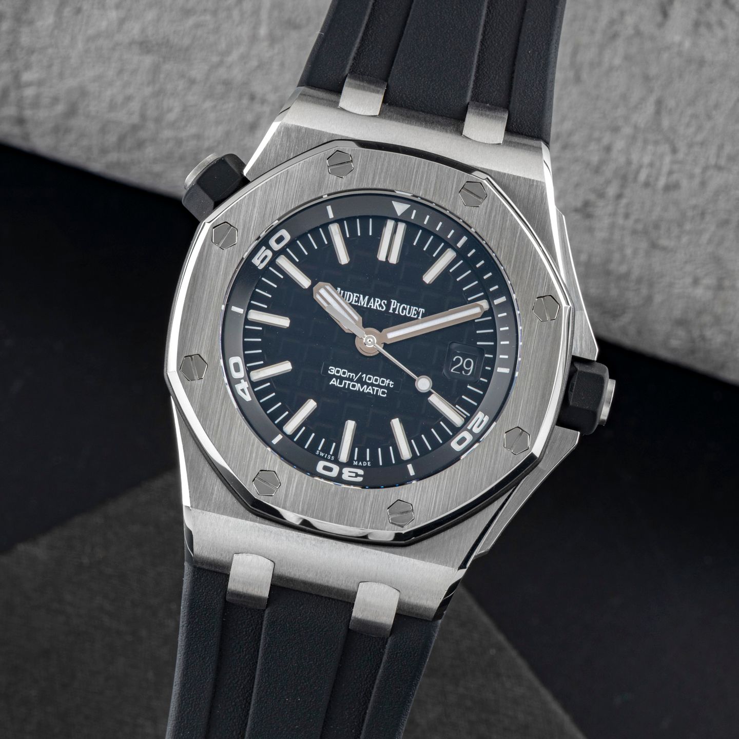 Audemars Piguet Royal Oak Offshore Diver 15710ST.OO.A002CA.01 - (3/8)