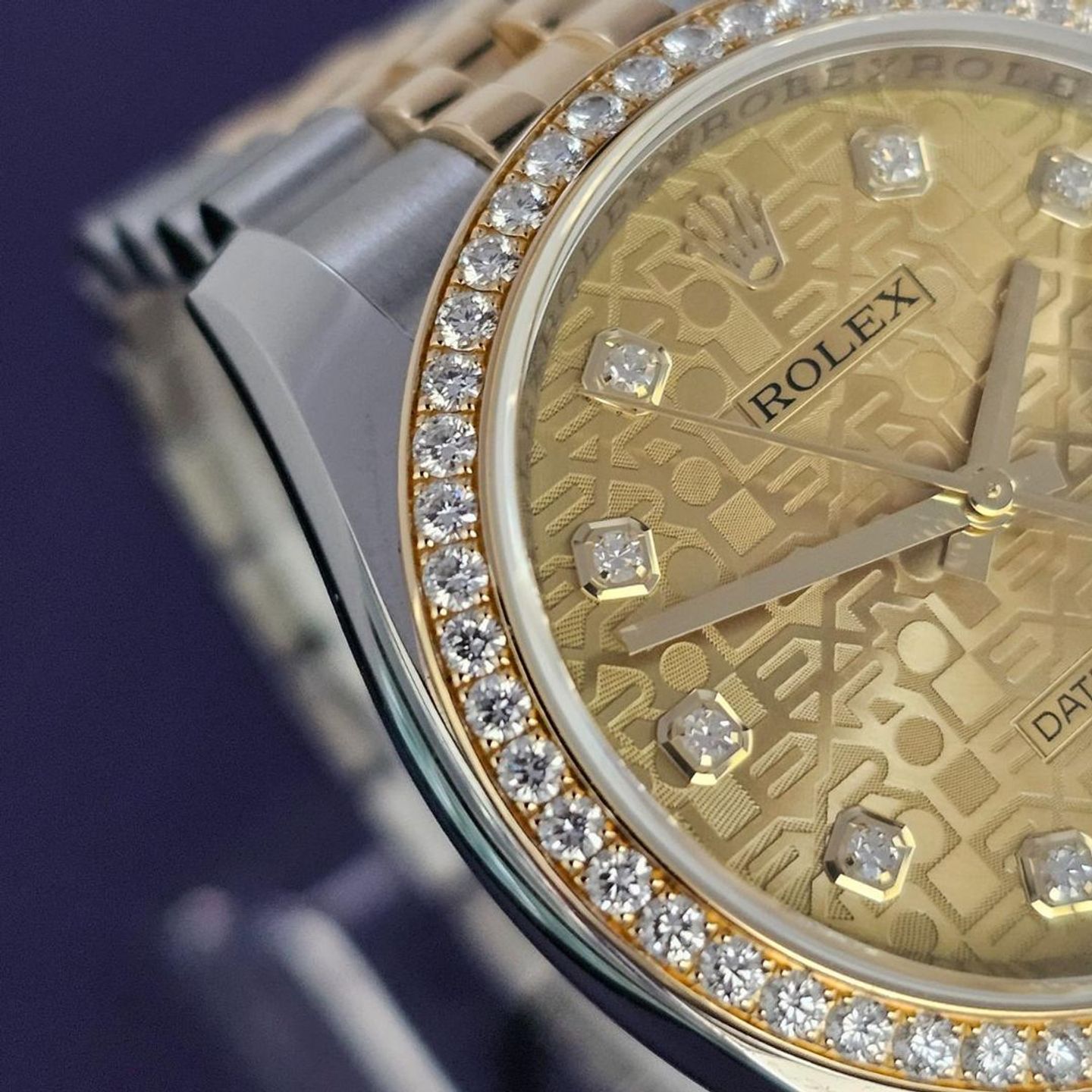 Rolex Datejust 36 116243 (2013) - Champagne dial 36 mm Gold/Steel case (2/4)