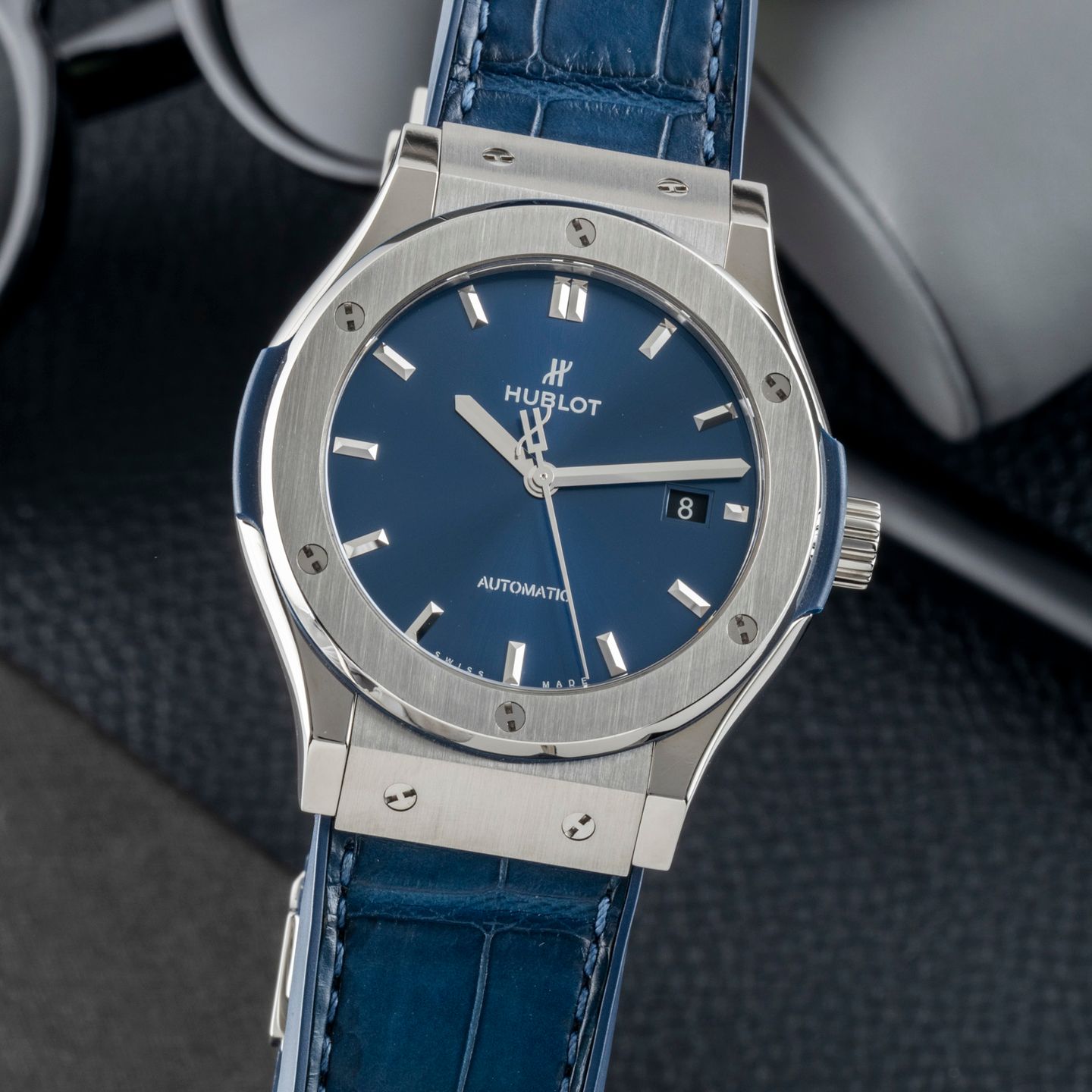 Hublot Classic Fusion Blue 542.NX.7170.LR (Unknown (random serial)) - Blue dial 42 mm Titanium case (3/8)