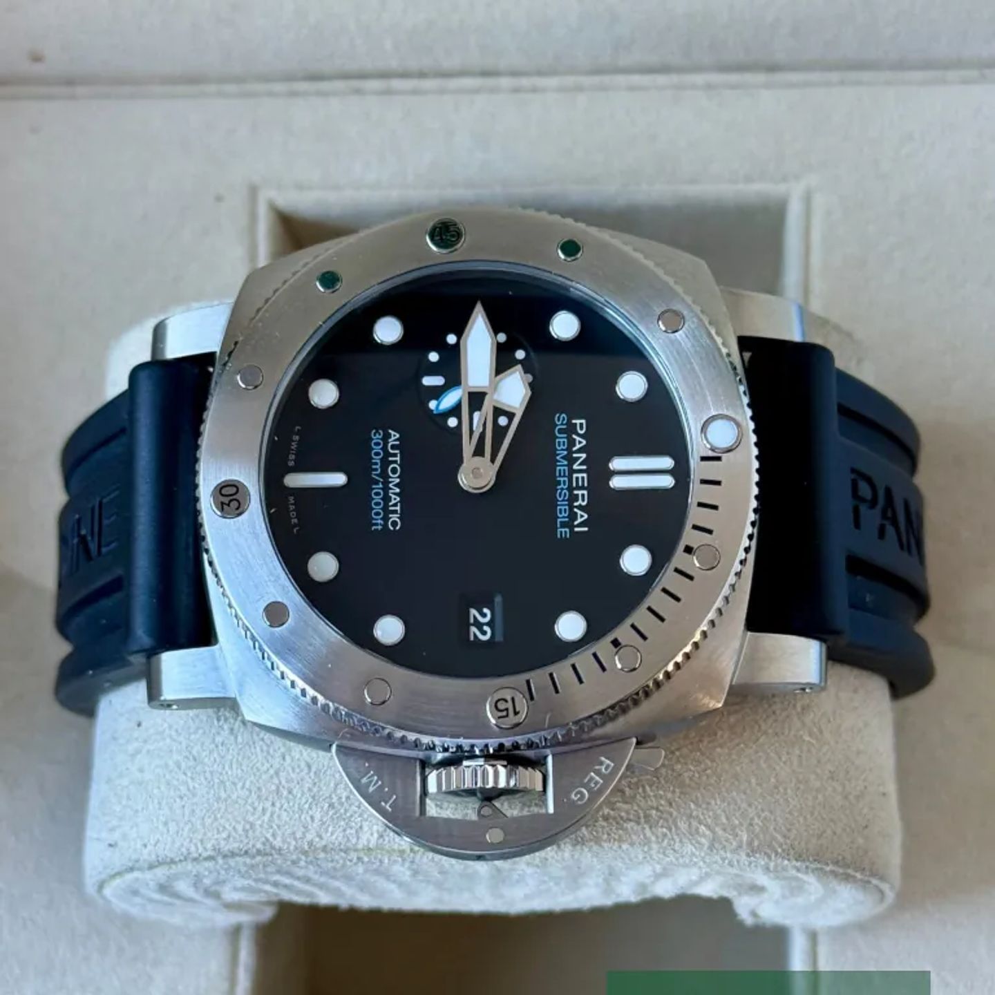 Panerai Luminor Submersible PAM01229 - (4/7)