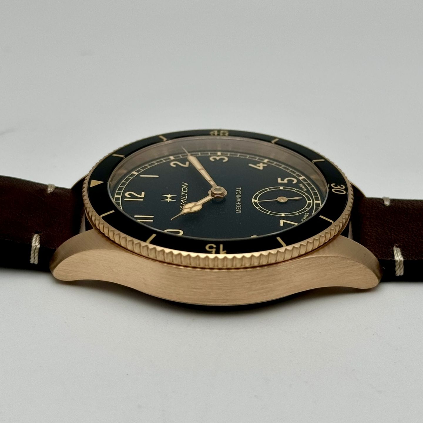 Hamilton Khaki Aviation H76709530 (2023) - Zwart wijzerplaat 43mm Brons (4/7)