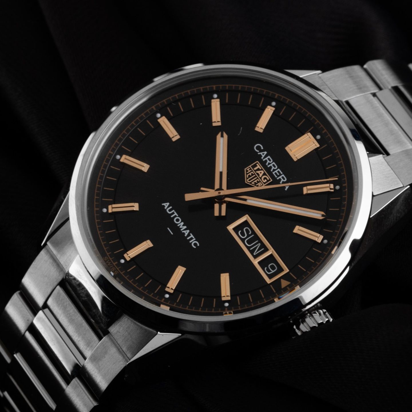 TAG Heuer Carrera WDA2111.BA0043 (2025) - Black dial 41 mm Steel case (3/7)