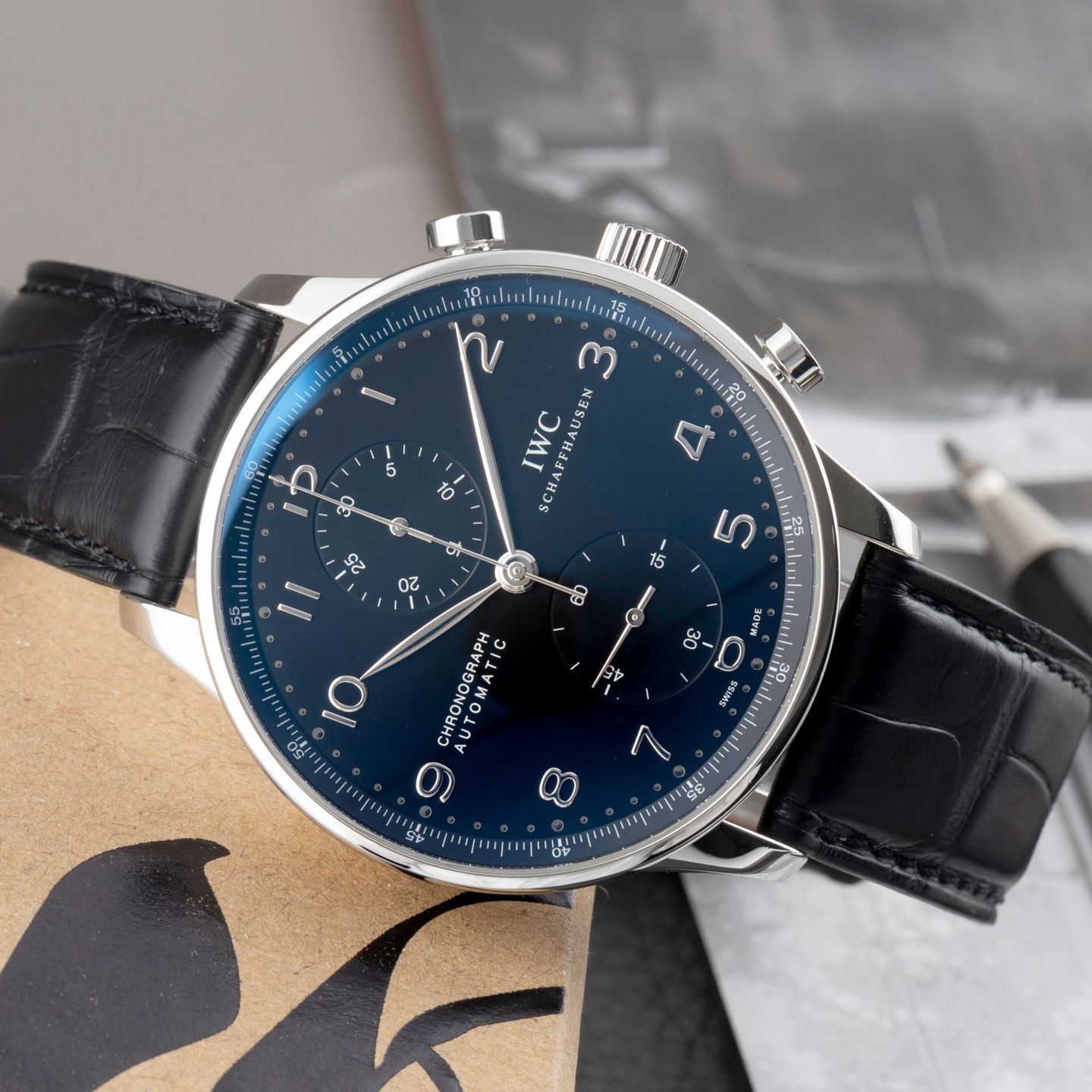 IWC Portuguese Chronograph IW371447 (2013) - Zwart wijzerplaat 41mm Staal (2/8)