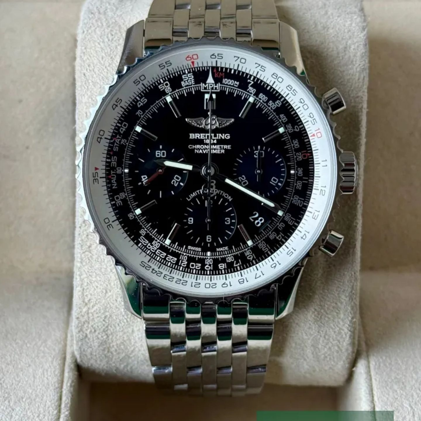 Breitling Navitimer 01 AB01211Y/BE65 - (2/7)