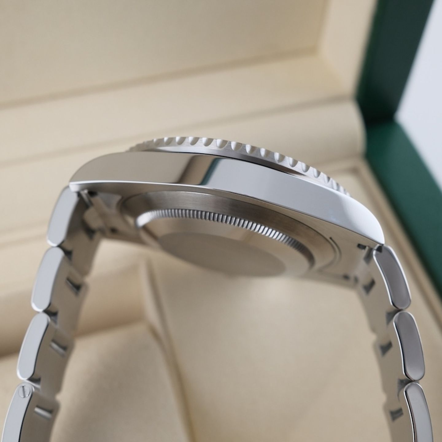 Rolex Submariner No Date 114060 (2019) - Zwart wijzerplaat 40mm Staal (7/8)