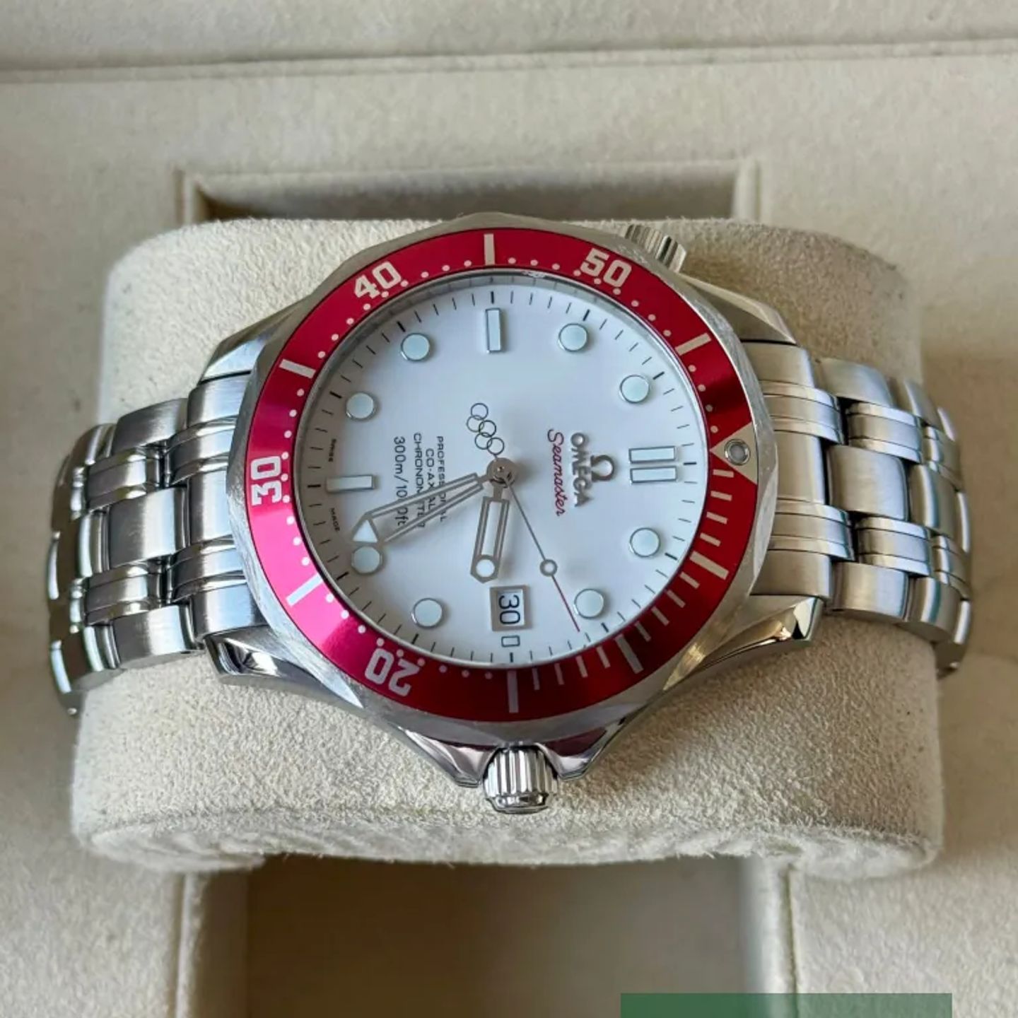 Omega Seamaster Diver 300 M 212.30.41.20.04.001 - (4/8)