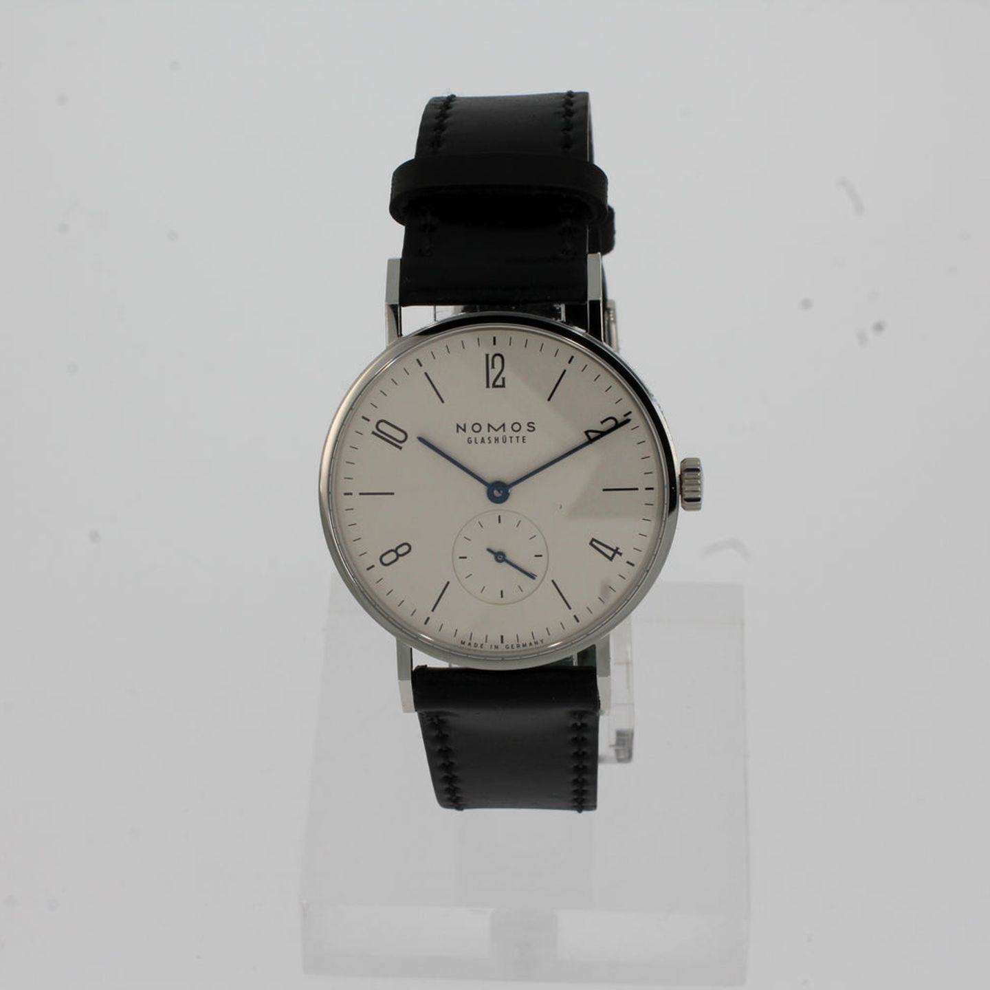 NOMOS Tangente 139 - (1/4)