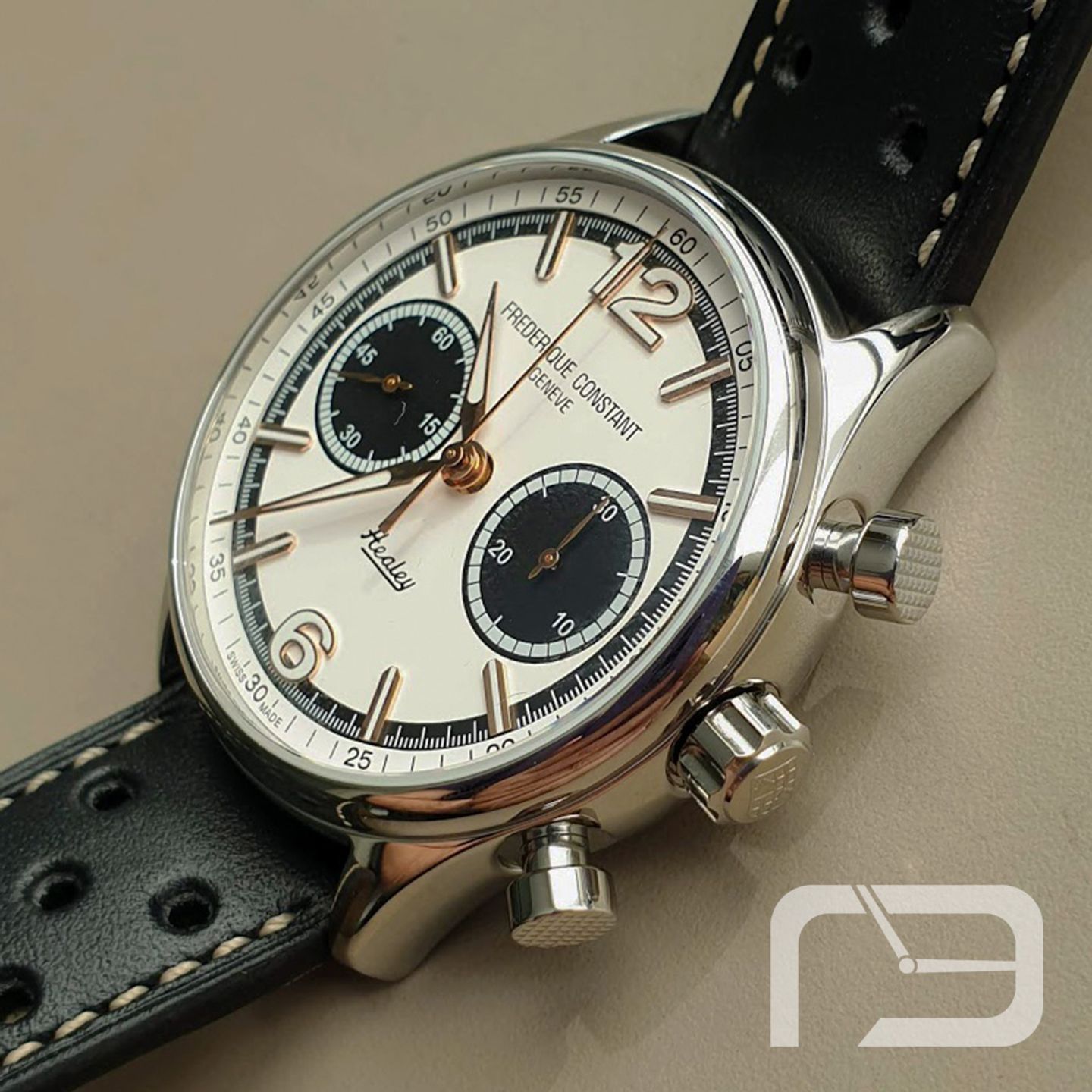 Frederique Constant Vintage Rally FC-397HWB5B6 (2024) - White dial 42 mm Steel case (3/8)